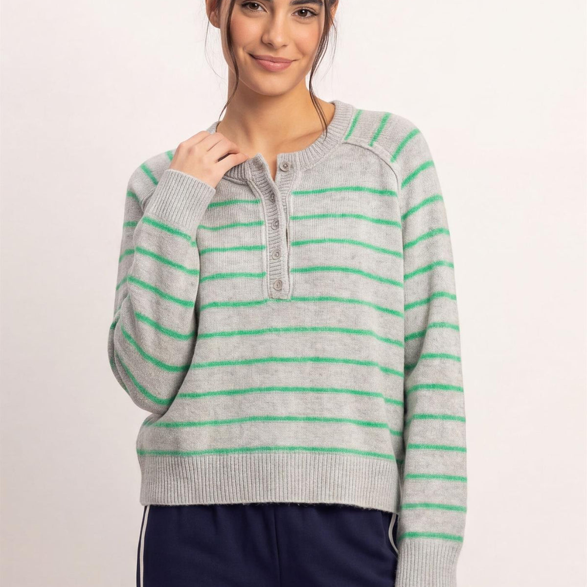 Wholesale Stripe Henley Sweater Sweaters DZ26F002 HEATHER GRAY DOUBLE ZERO