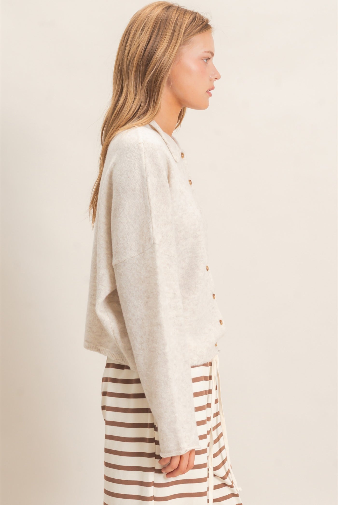 Wholesale Button-Up Collared Sweater Cardigan Cardigans HF26E039 OATMEAL HYFVE