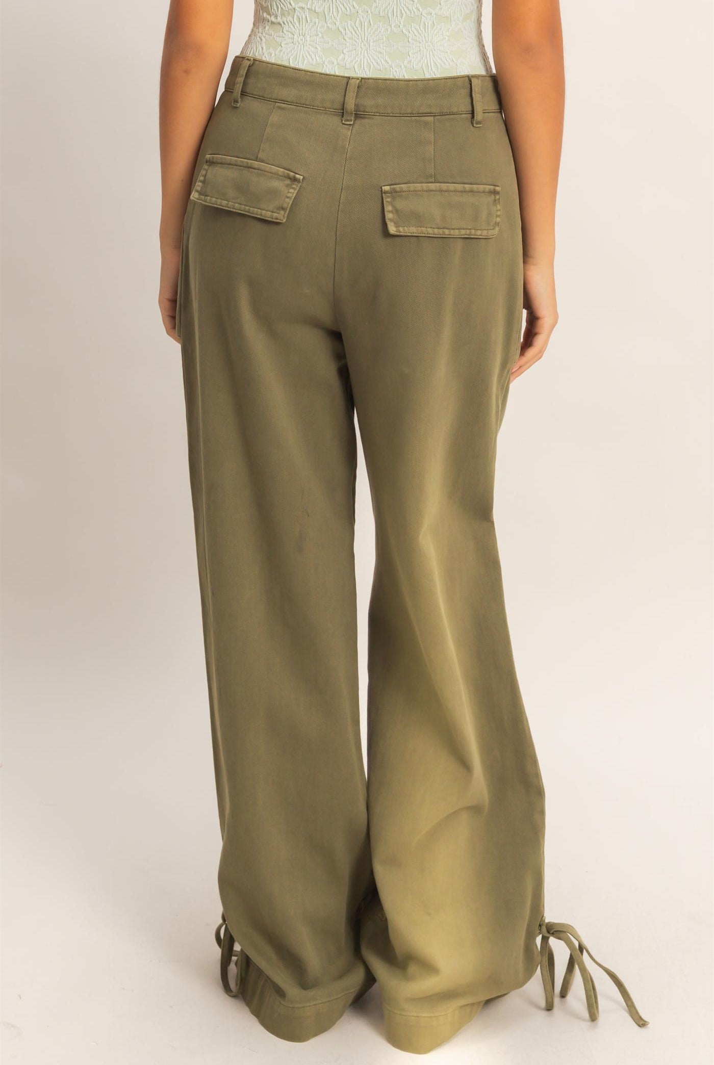 Wholesale High Rise Cargo Pants With Ankle Ties Pants DZ24C156 MOSS DOUBLE ZERO