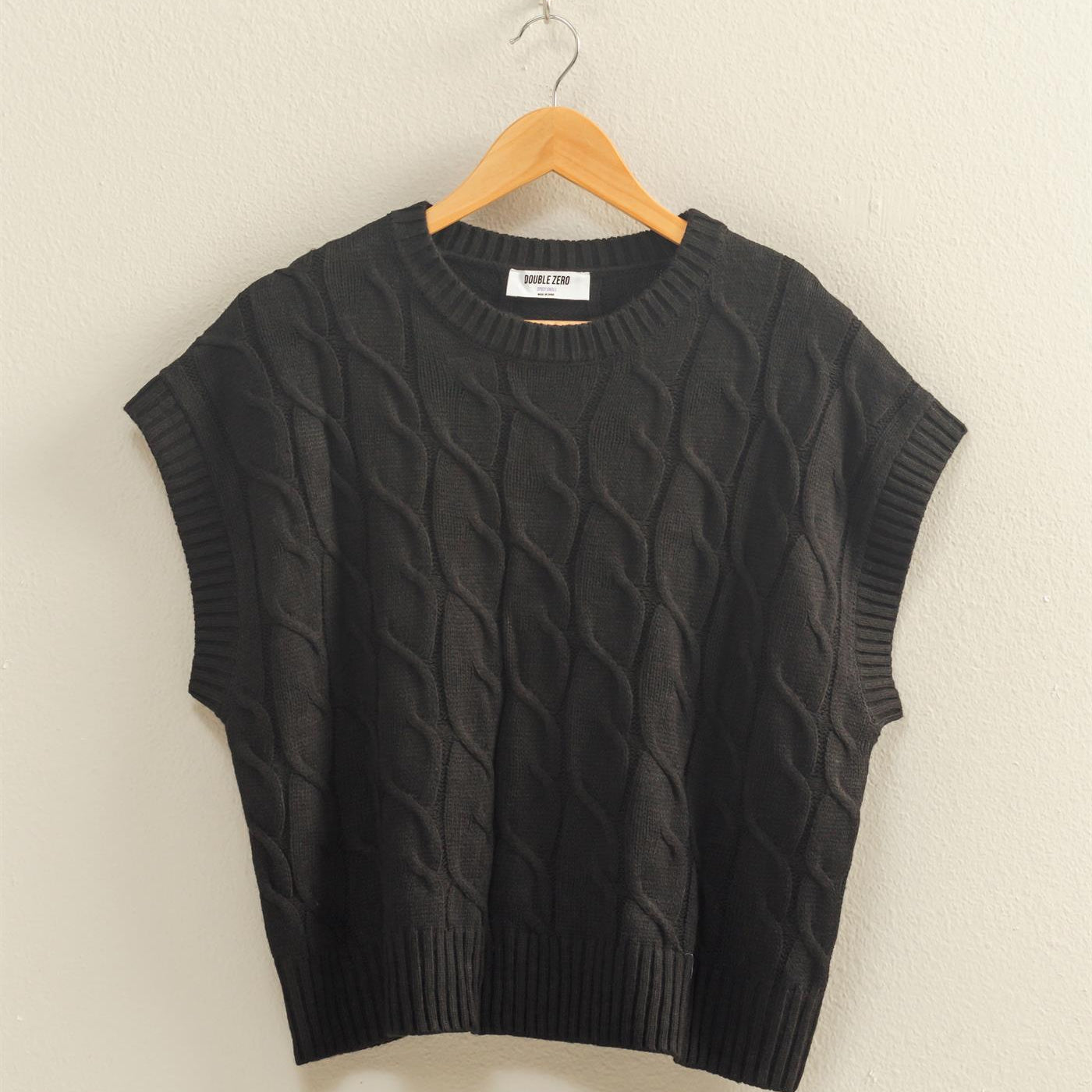 Wholesale Sleeveless Oversized Cable Knit Sweater Vest Vests DZ25C905 BLACK DOUBLE ZERO