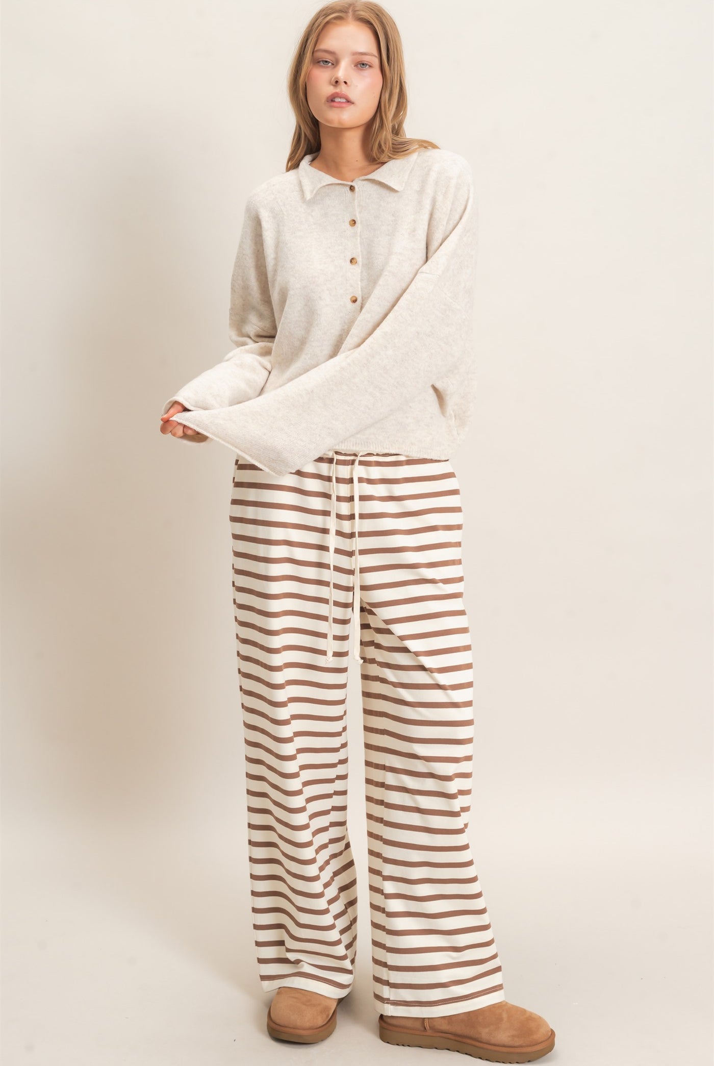 Wholesale Button-Up Collared Sweater Cardigan Cardigans HF26E039 OATMEAL HYFVE
