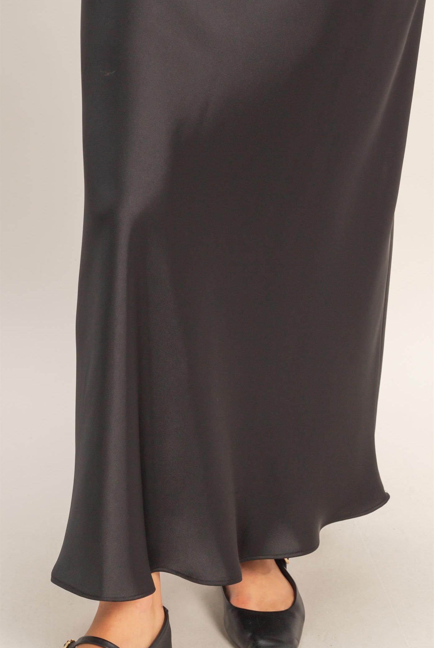 Wholesale Satin Maxi Skirt Skirts DZ26E274 BLACK DOUBLE ZERO