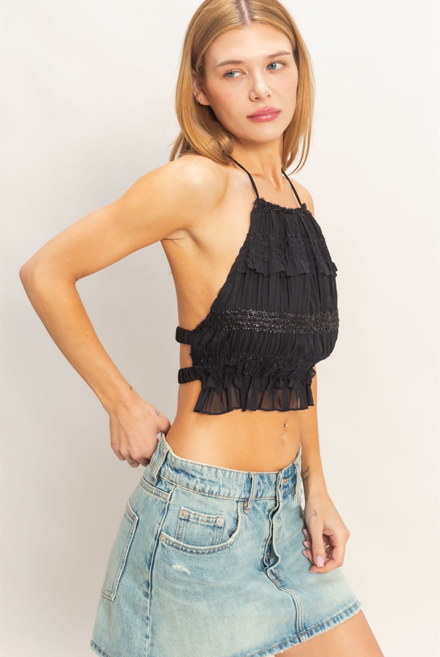 Wholesale Ruffled Halter Neck Top Clothing Tops HF25E834 BLACK HYFVE