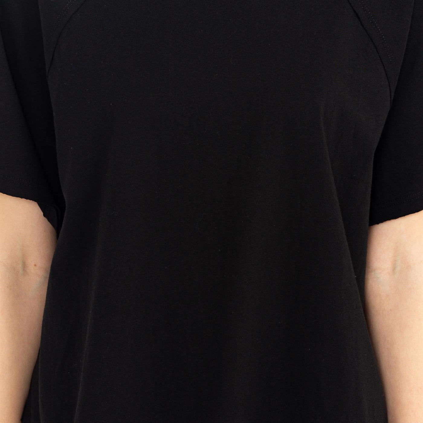 Wholesale Round Neck Curved Hem Short Sleeve T Shirt Clothing Tops DZ23C325 BLACK HYFVE