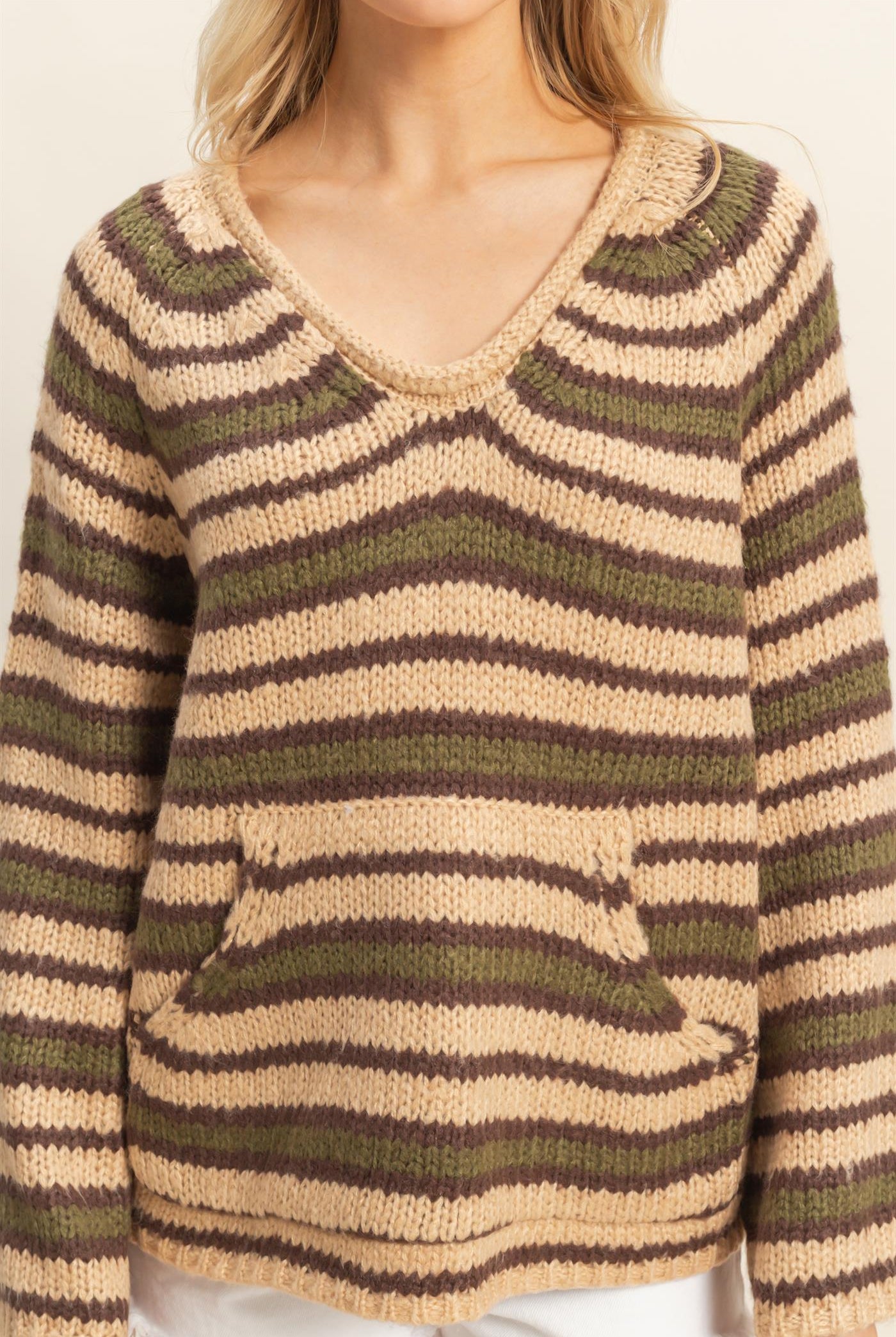 Wholesale Kangaroo Pocket Detail Striped Pullover Sweaters HF25E904 TAUPE COMBO HYFVE