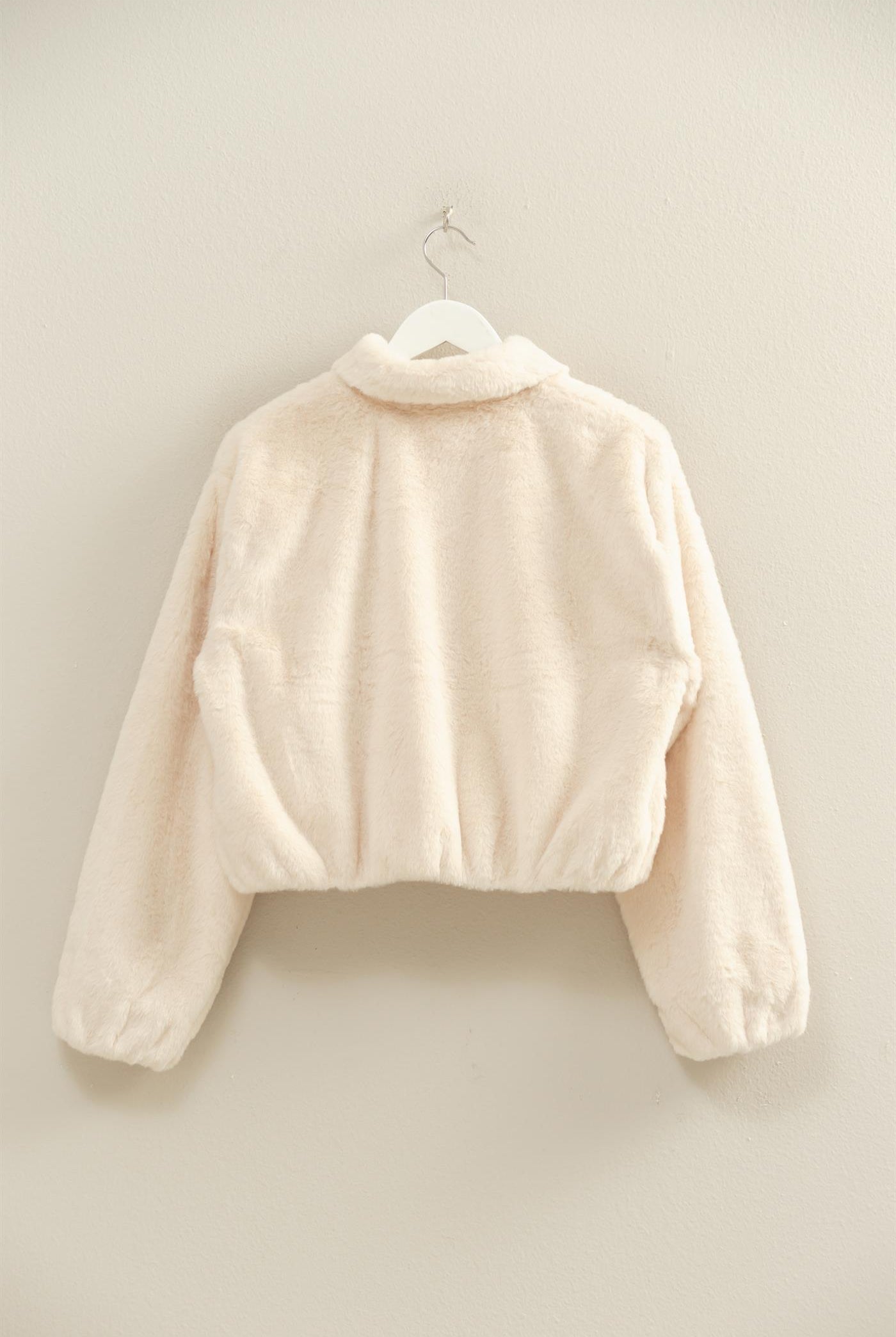 Wholesale Faux Fur Zip Up Jacket With Plush Collar Coats & Jackets HF25E940 CREAM HYFVE