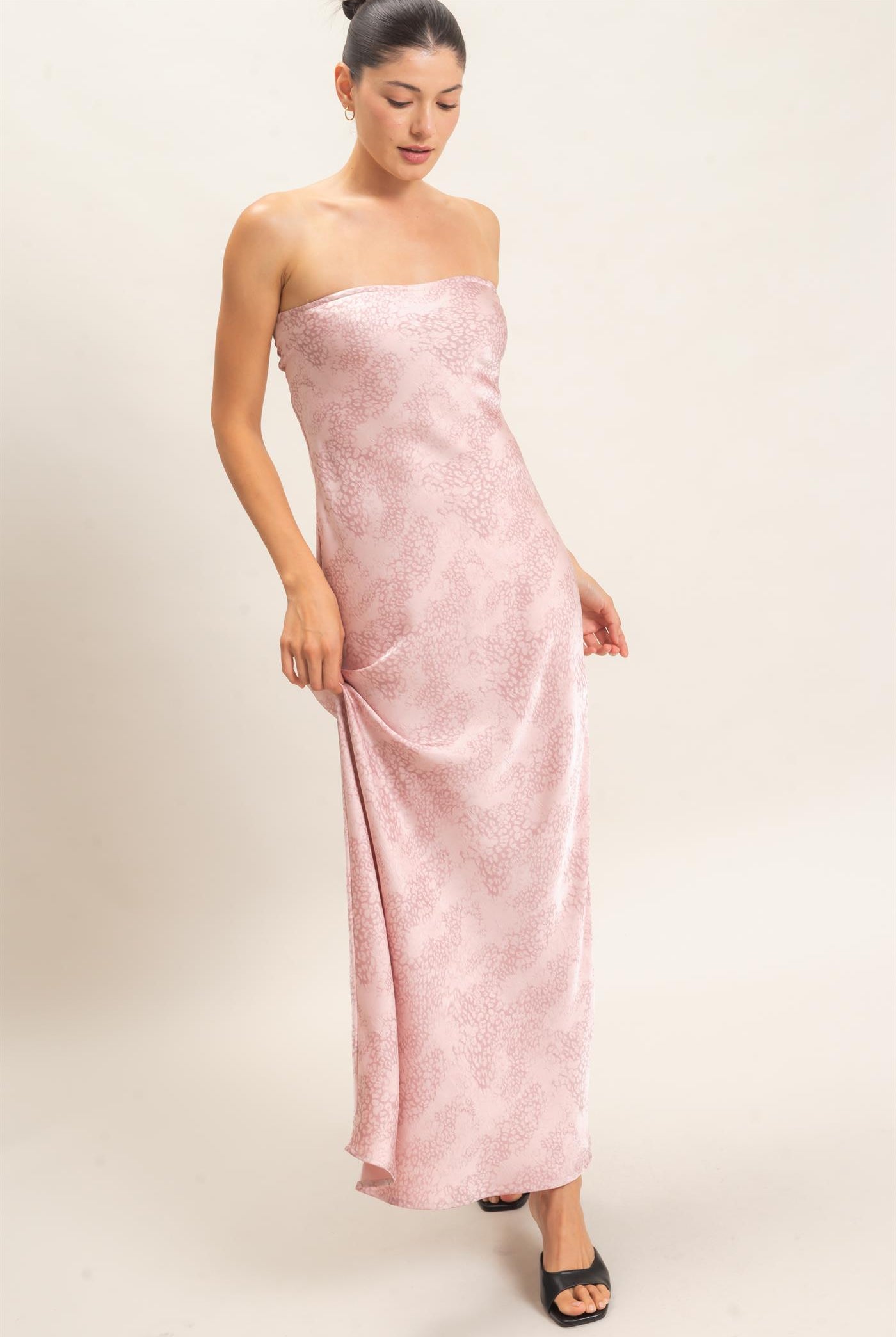 Wholesale Satin Patterned Maxi Dress Dresses HF26F029 PINK HYFVE