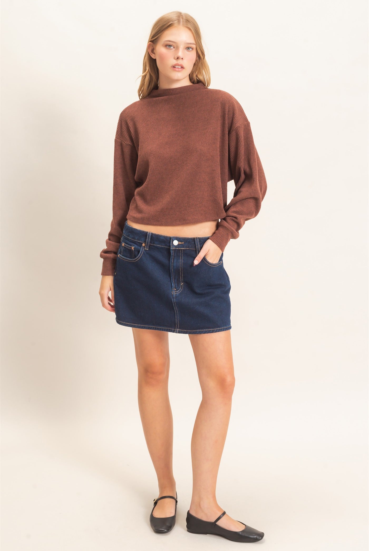 Wholesale Ribbed Mock Neck Top Clothing Tops HF26F030 BROWN HYFVE