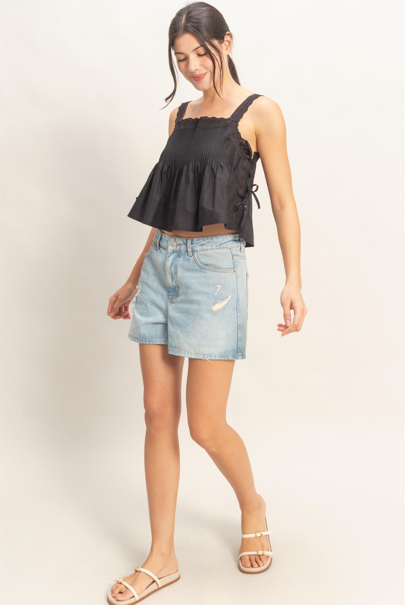 Wholesale Pleated Lace Trim Tank Tank Tops HF26C271 BLACK HYFVE