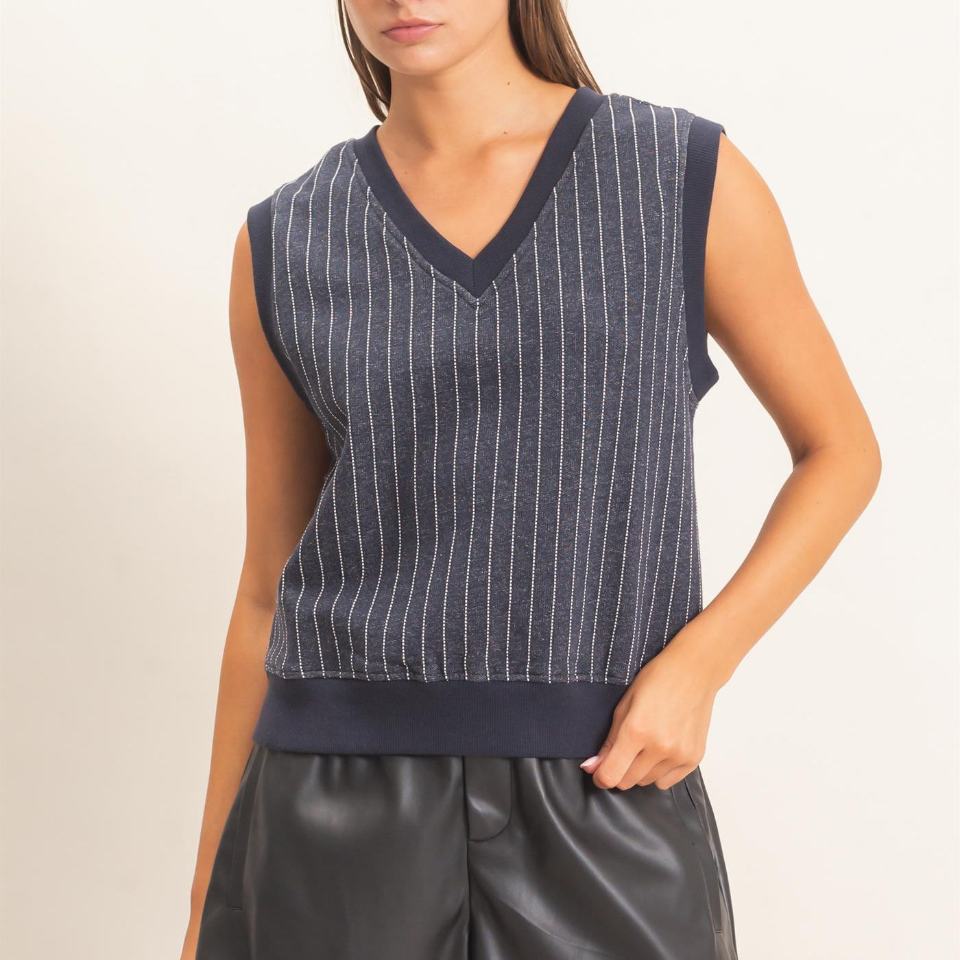 Wholesale V-Neck Pinstripe Sleeveless Top Clothing Tops DZ26E626 NAVY DOUBLE ZERO