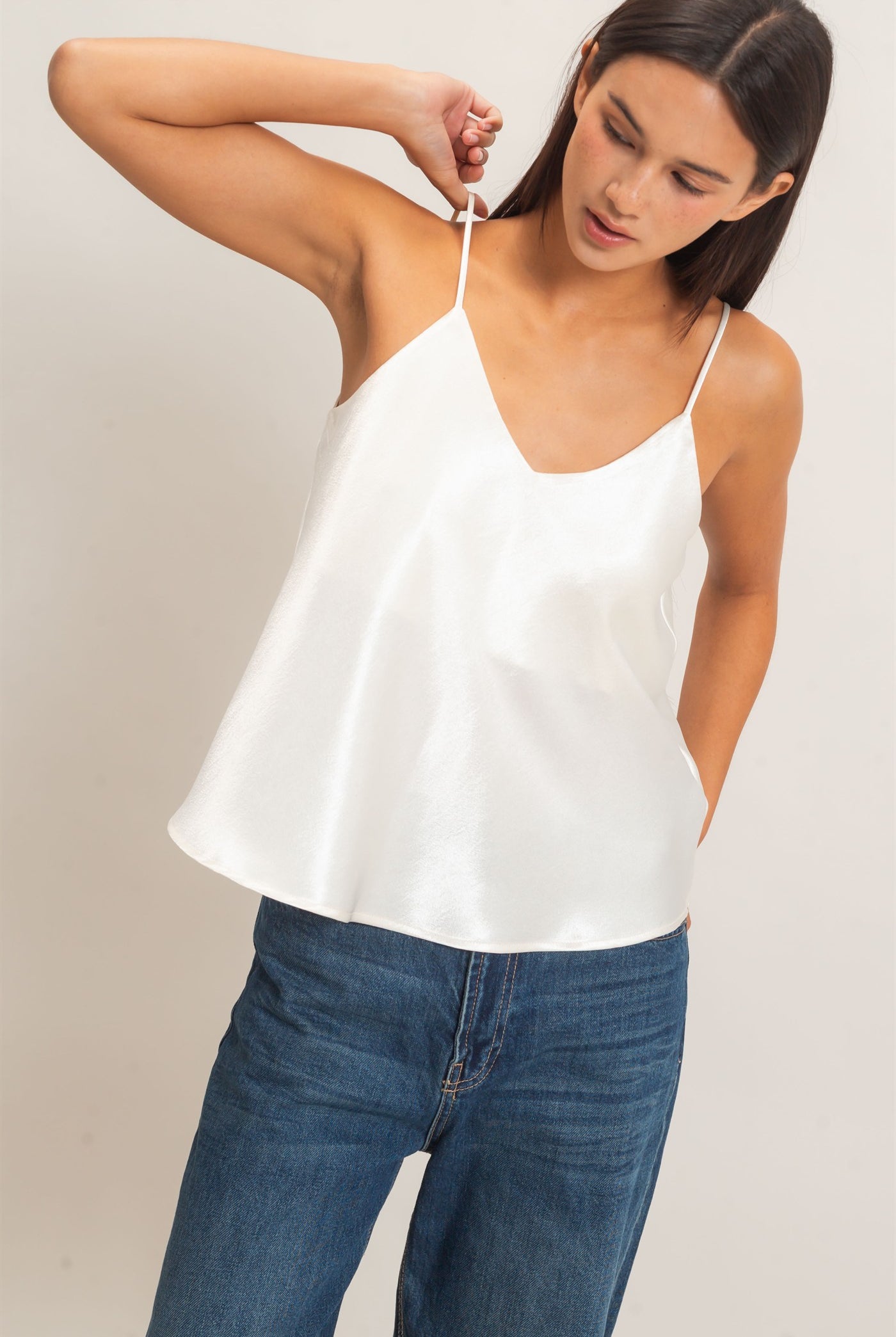 Wholesale V-Neck Satin Cami Top Camisoles DZ26C976 CREAM DOUBLE ZERO