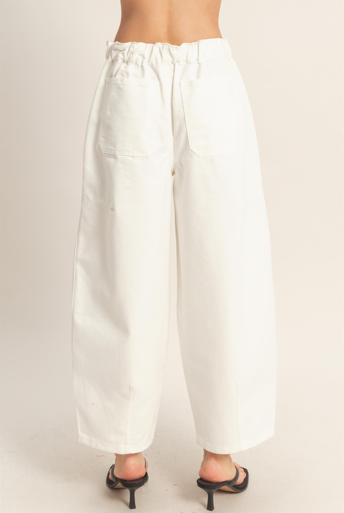 Wholesale Wide Pants With Oversize Pockets Pants HF26A125 WHITE HYFVE