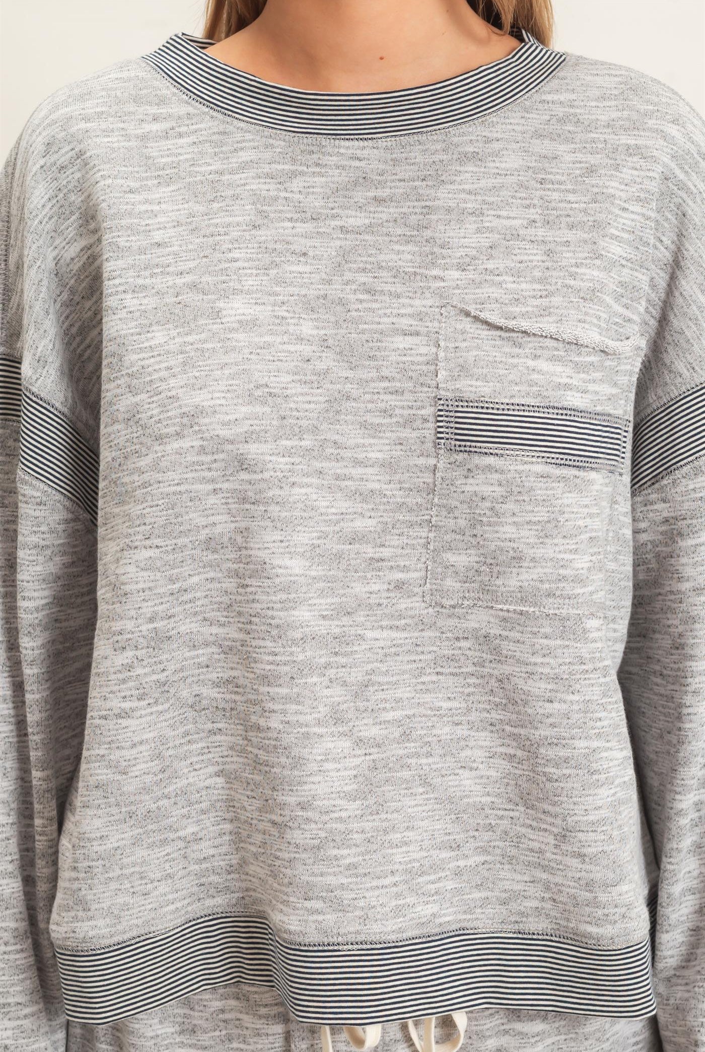 Wholesale Striped Trim Pocket Sweatshirt Sweatshirts HF26E557 HEATHER GRAY HYFVE