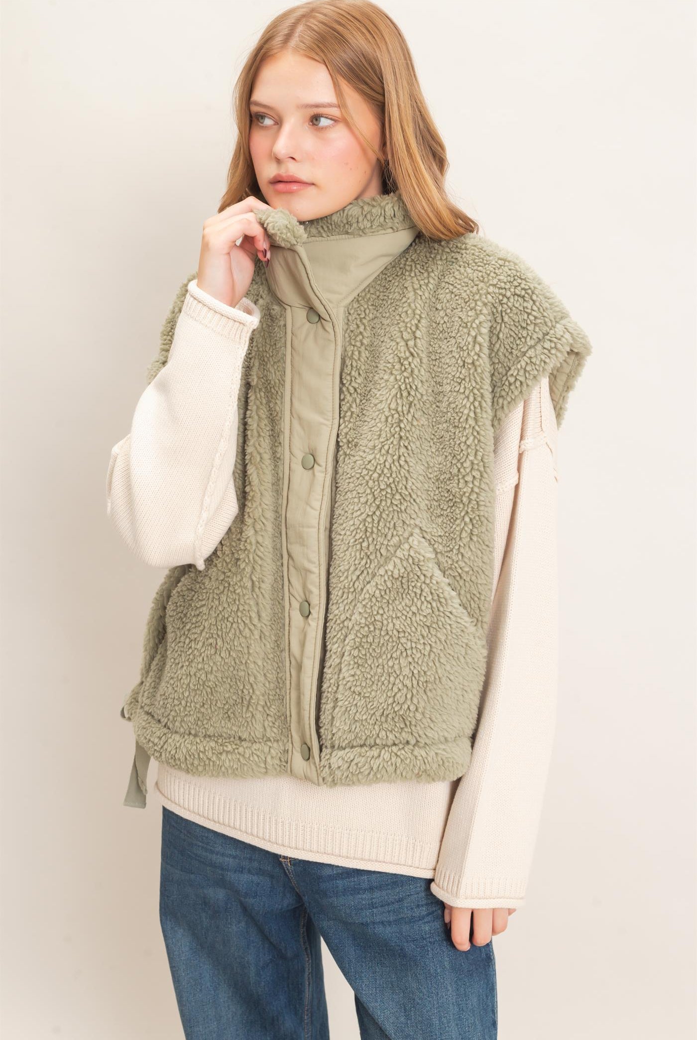Wholesale Sherpa Vest With Snap Closure Outerwear HF26F131-D OLIVE HYFVE
