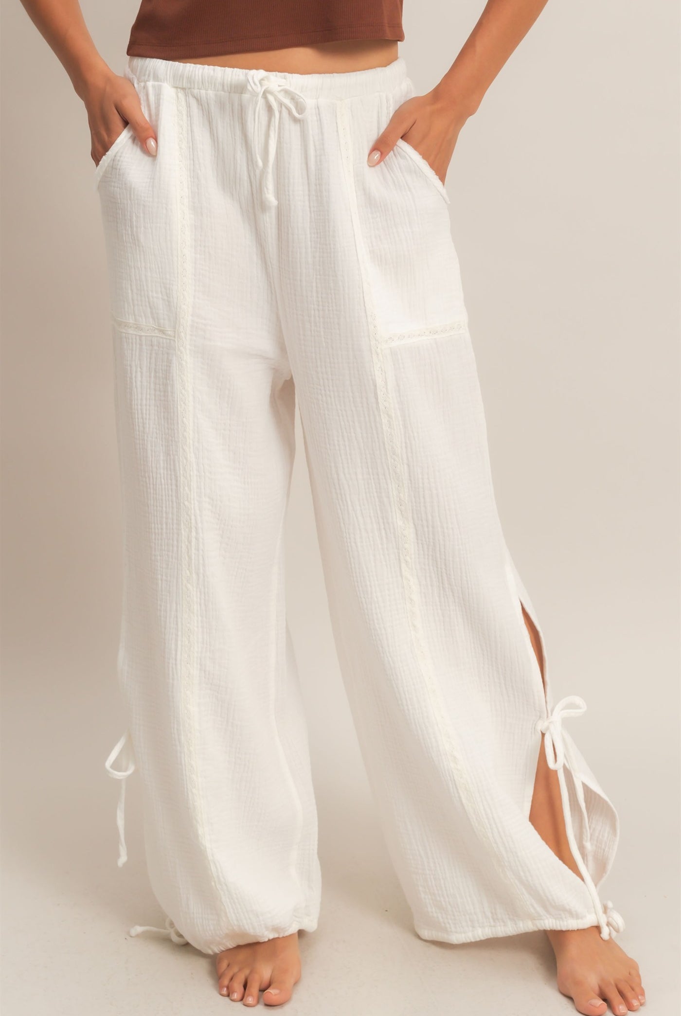 Wholesale Gauze Drawstring Jogger Pants Joggers HF26A822 OFF WHITE HYFVE
