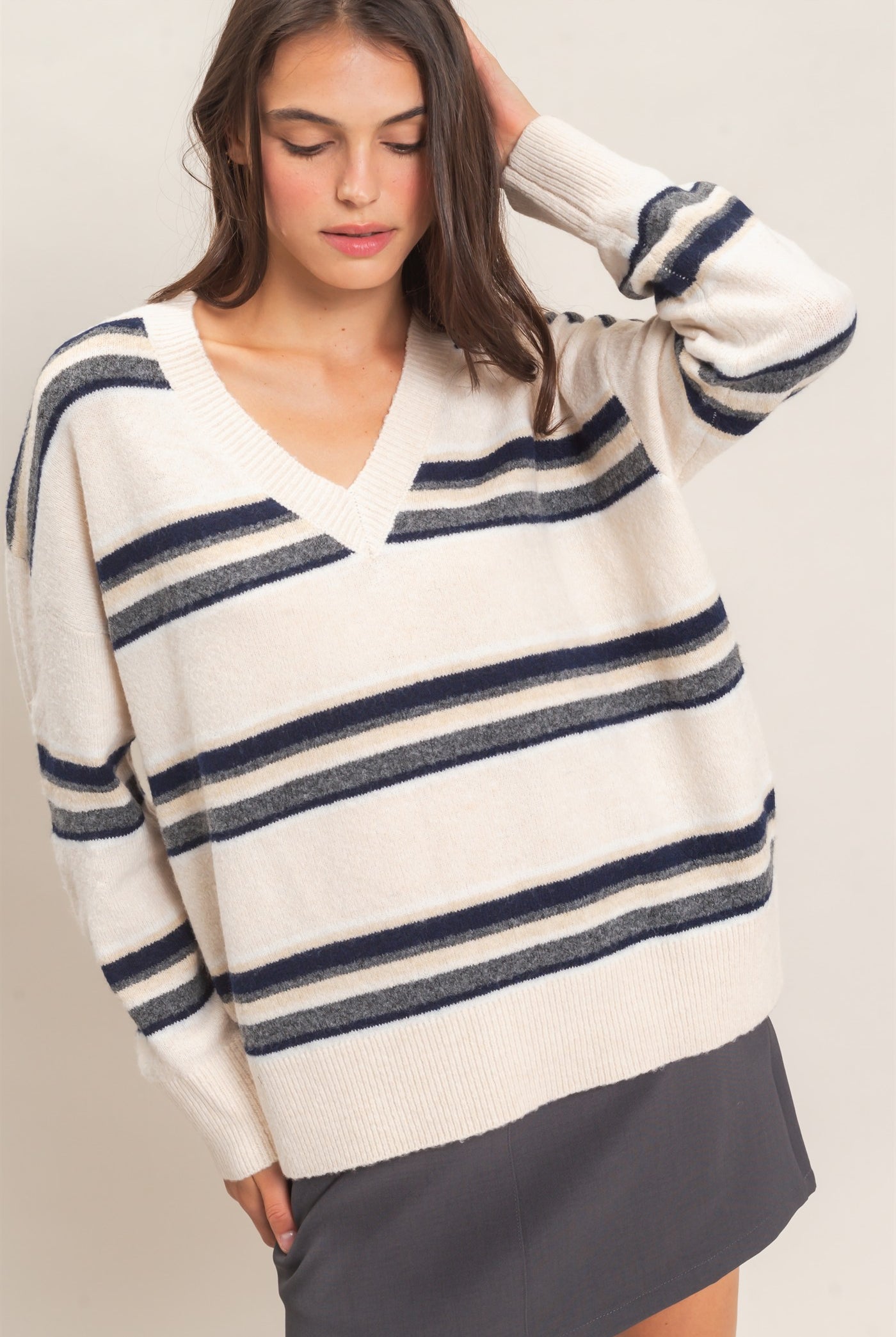 Wholesale V-Neck Striped Sweater Sweaters HF26E476 OATMEAL HYFVE