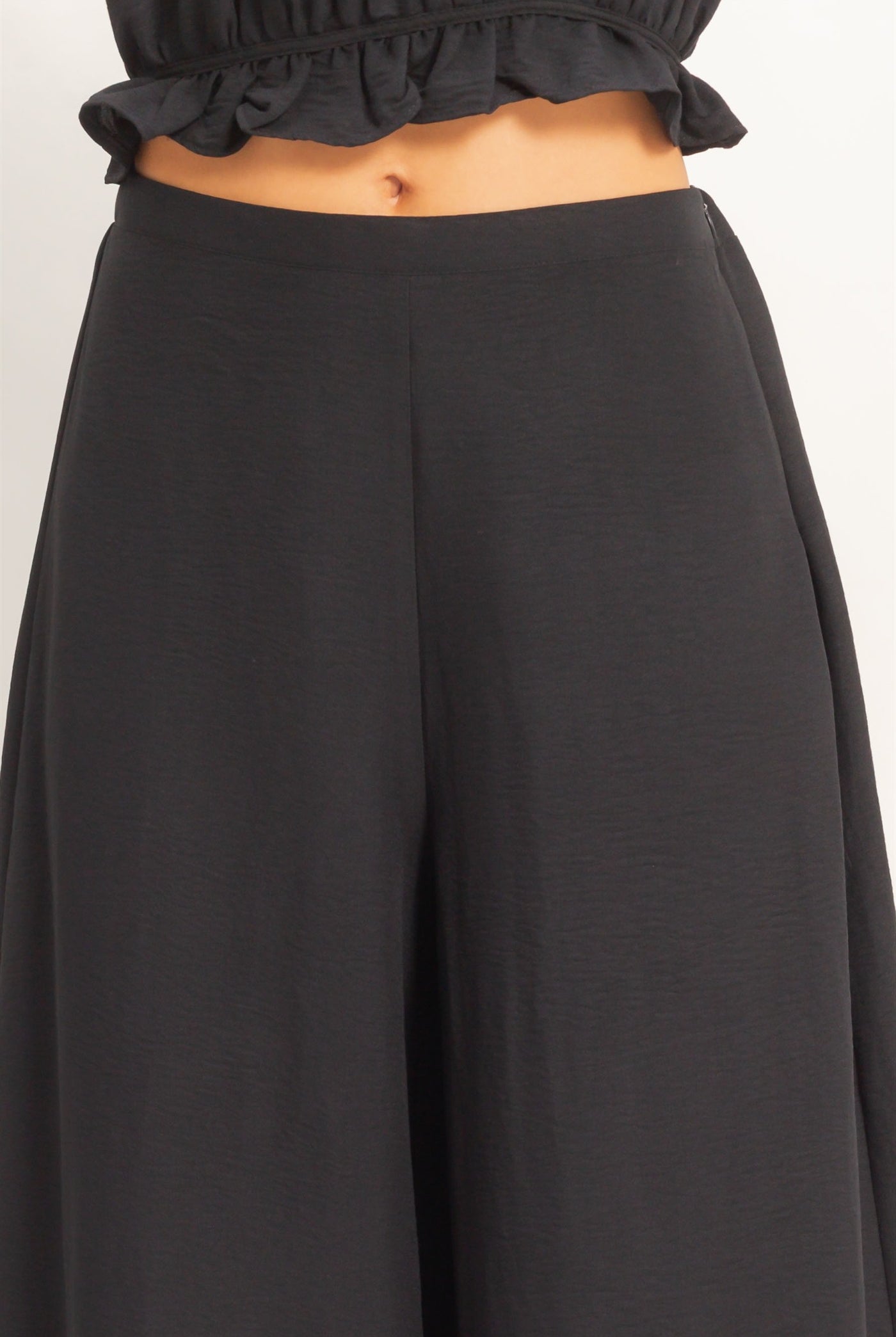 Wholesale Ruffle Smocked Bust Top & Wide Pants Clothing HF26A502-SET-D BLACK HYFVE