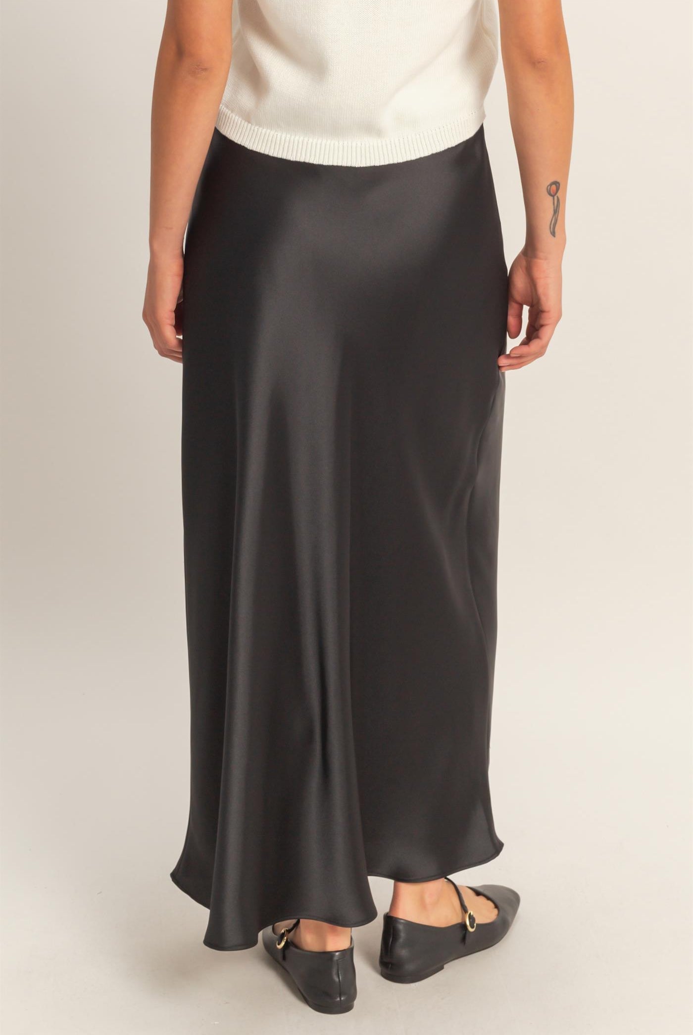 Wholesale Satin Maxi Skirt Skirts DZ26E274 BLACK DOUBLE ZERO