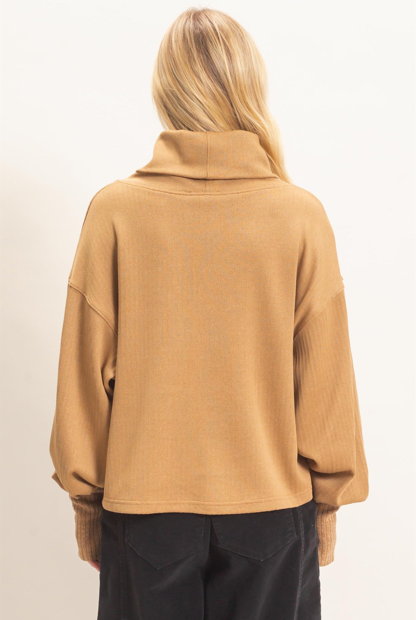 Wholesale Loose Turtleneck Long Sleeve Top Clothing Tops HF26F258 LIGHT BROWN HYFVE
