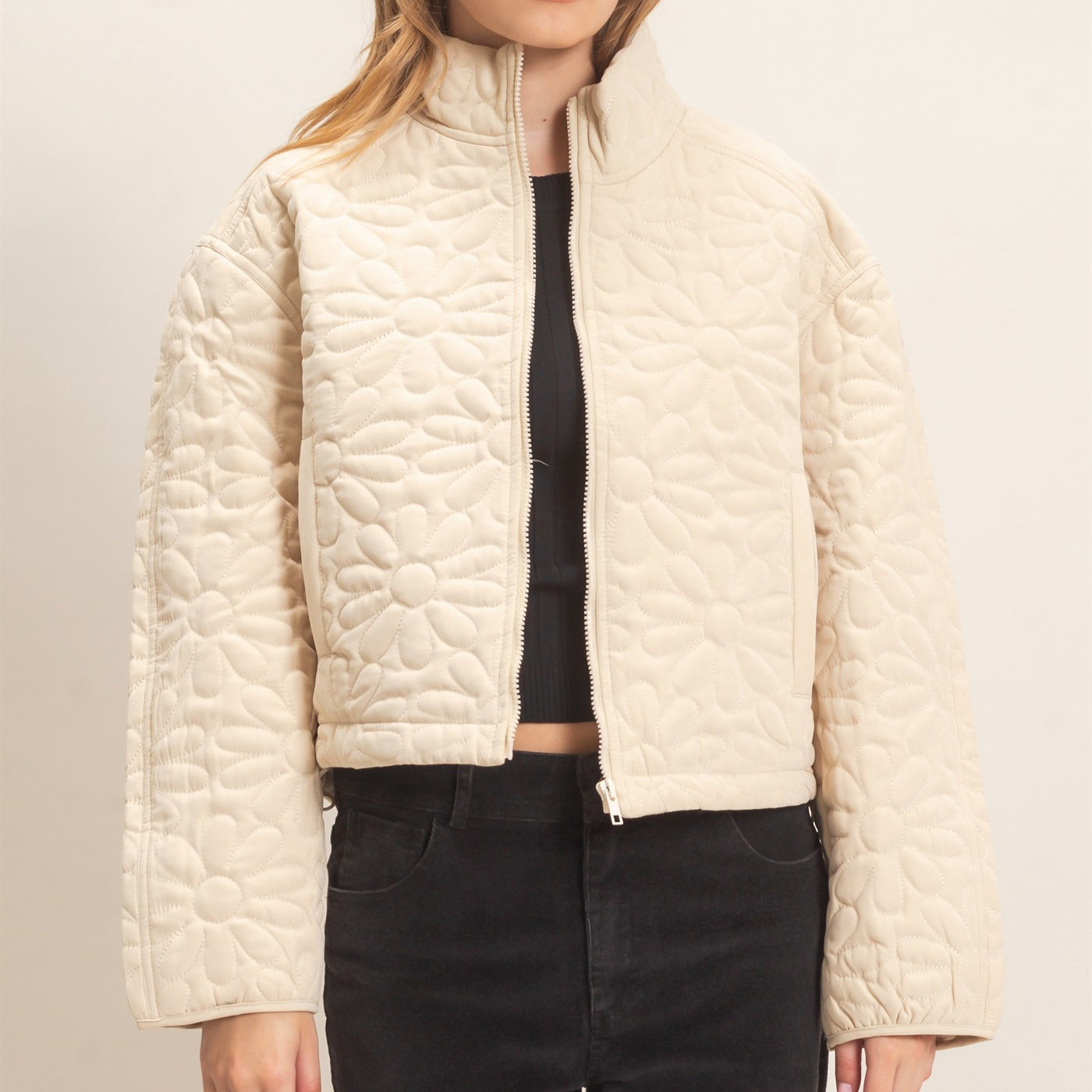 Wholesale Daisy Quilted Mock Neck Jacket Coats & Jackets HF26C821 ALPACA HYFVE
