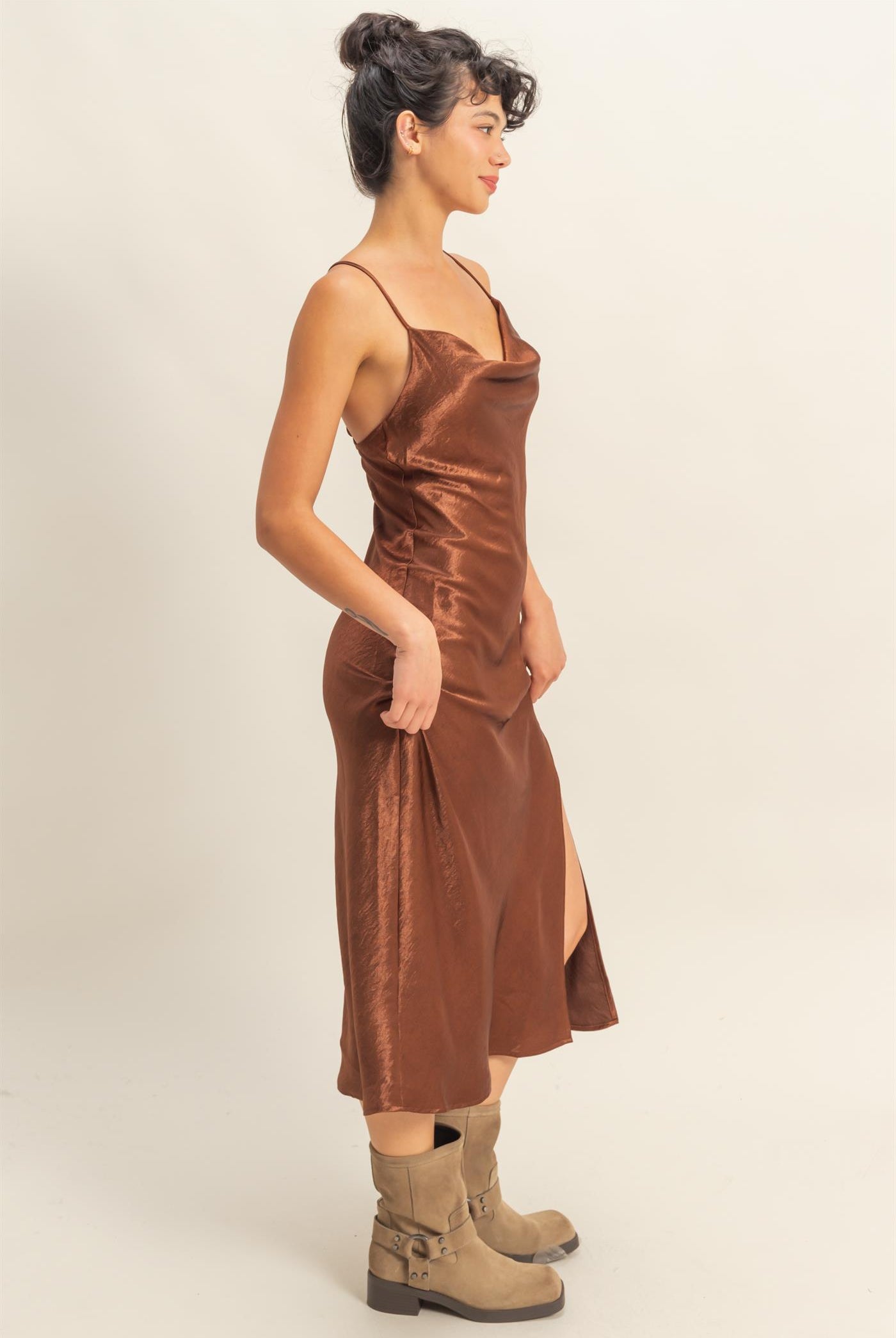 DZ25E902_CHESTNUT_4257366