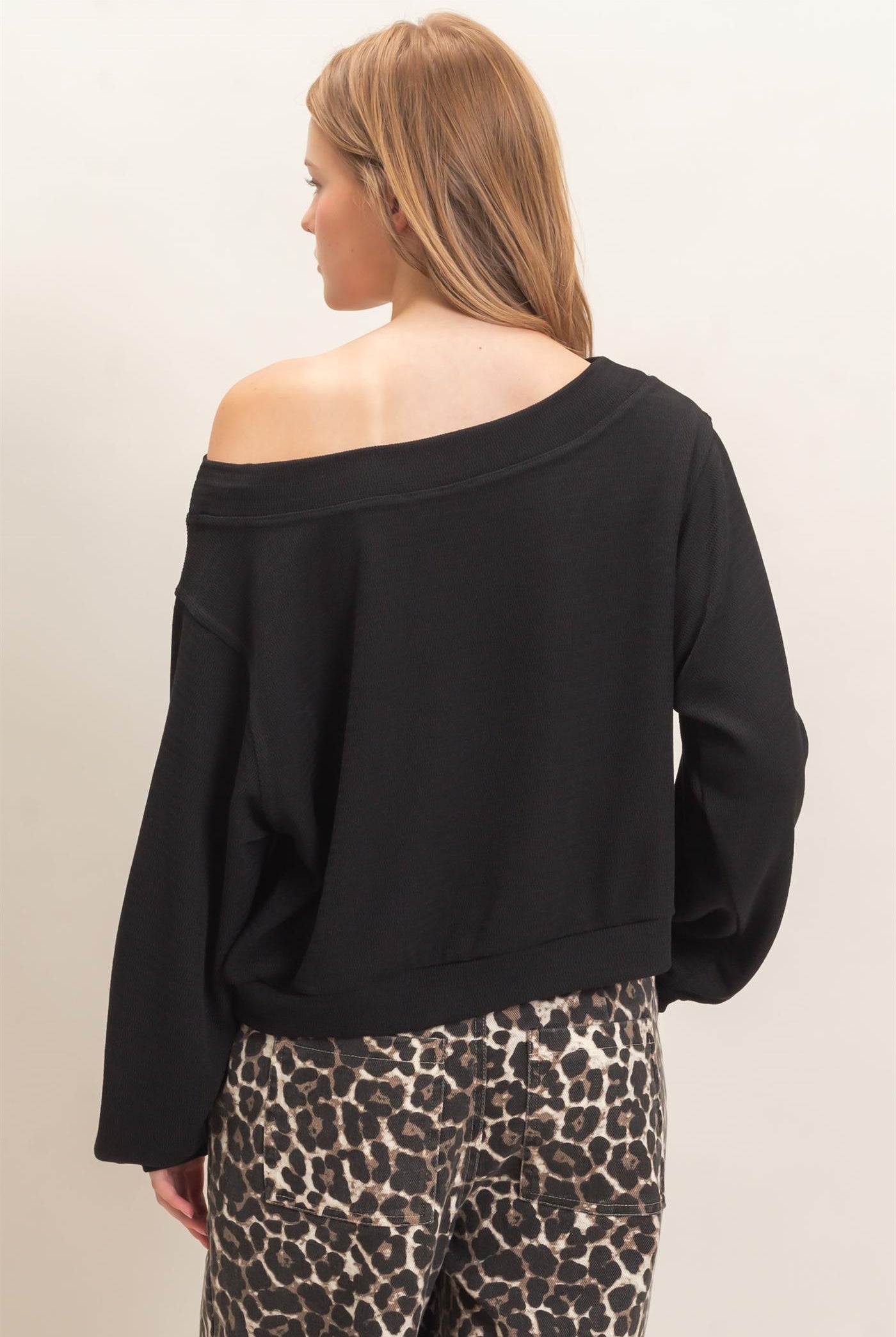 Wholesale Off Shoulder Knit Sweatshirt Blouses HF26F028 BLACK HYFVE