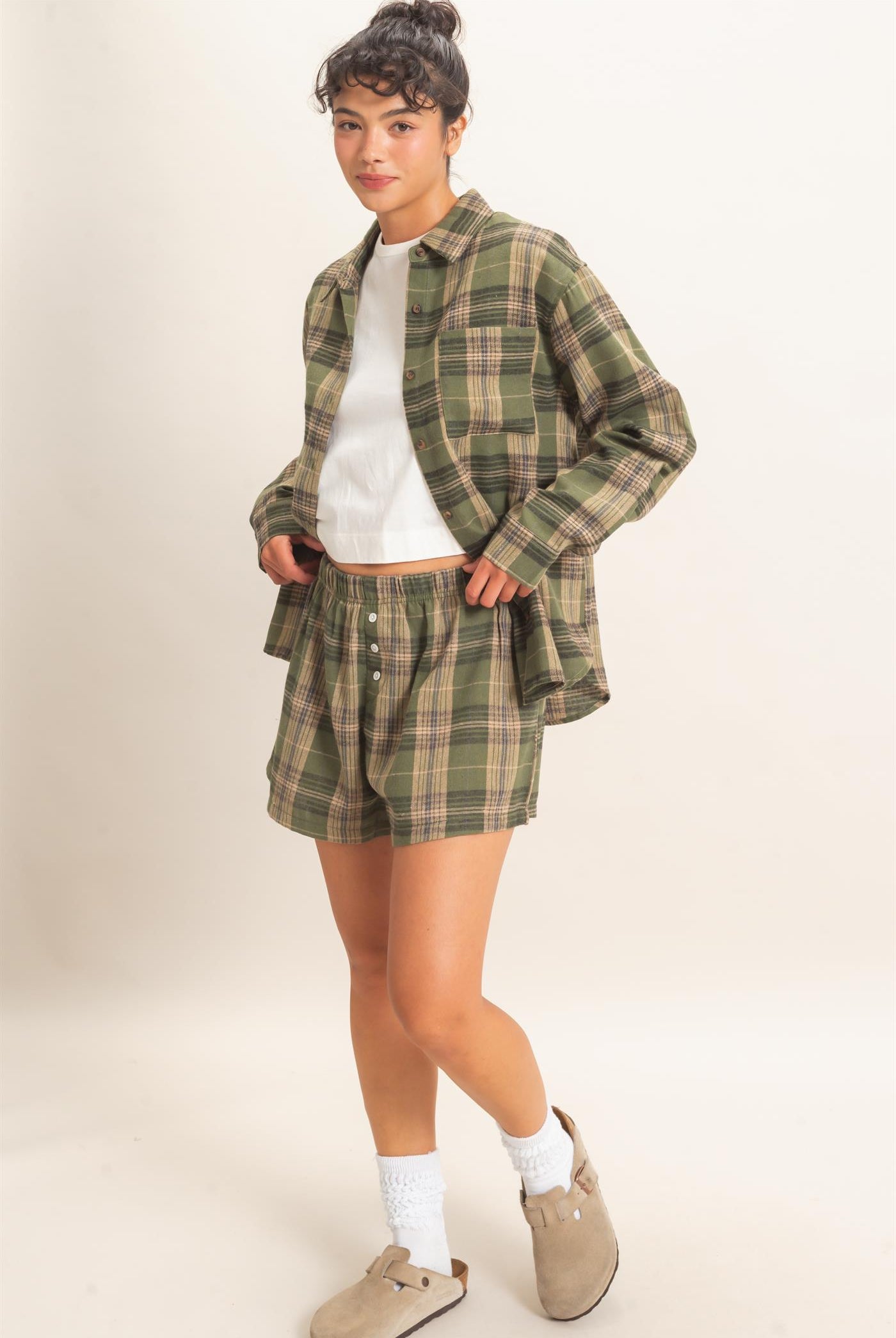 Wholesale Plaid Shorts With Button Front Shorts DZ26F270 OLIVE DOUBLE ZERO