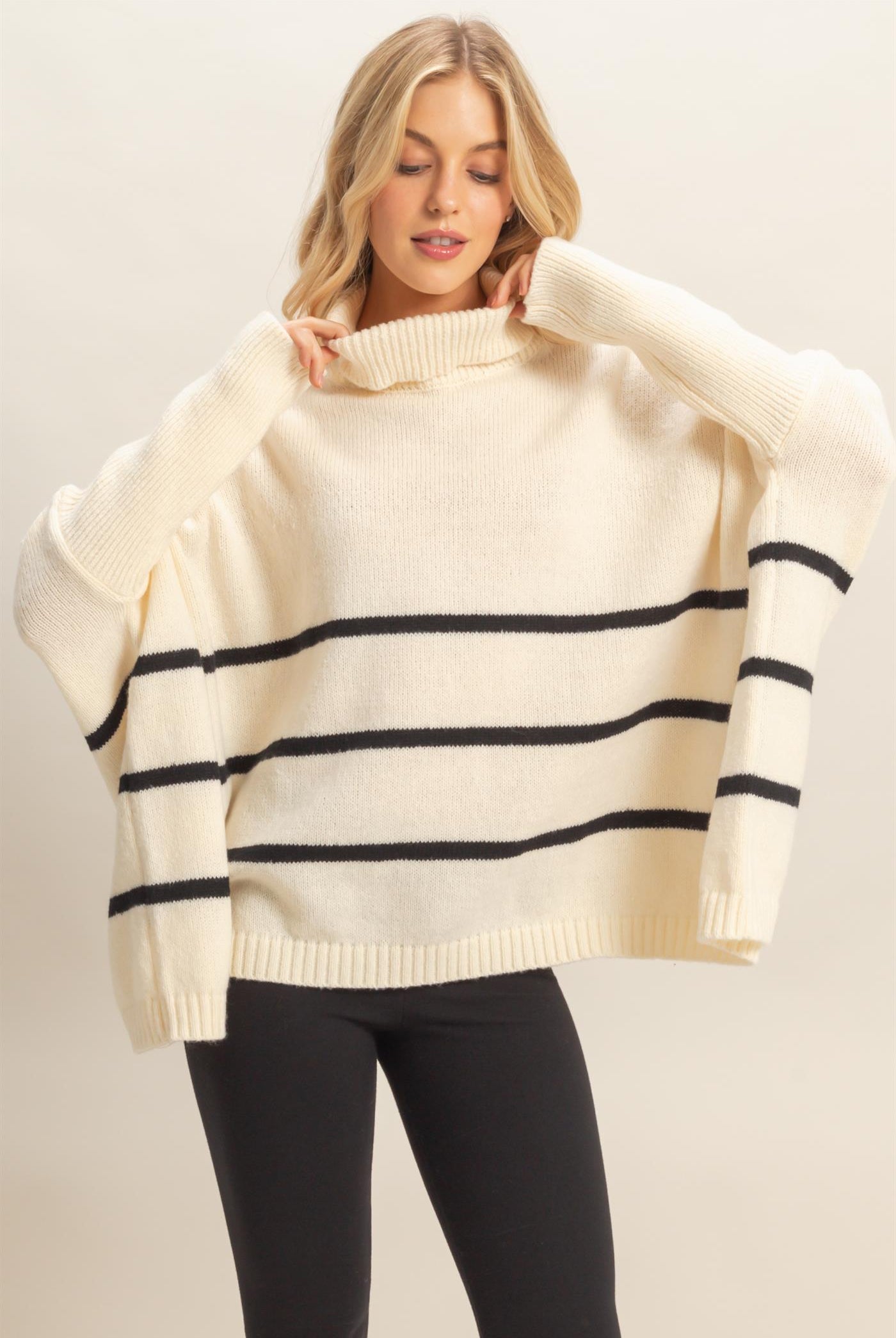 Wholesale Striped Turtle Neck Oversized Sweater Sweaters HF25F290 WARM WHITE HYFVE