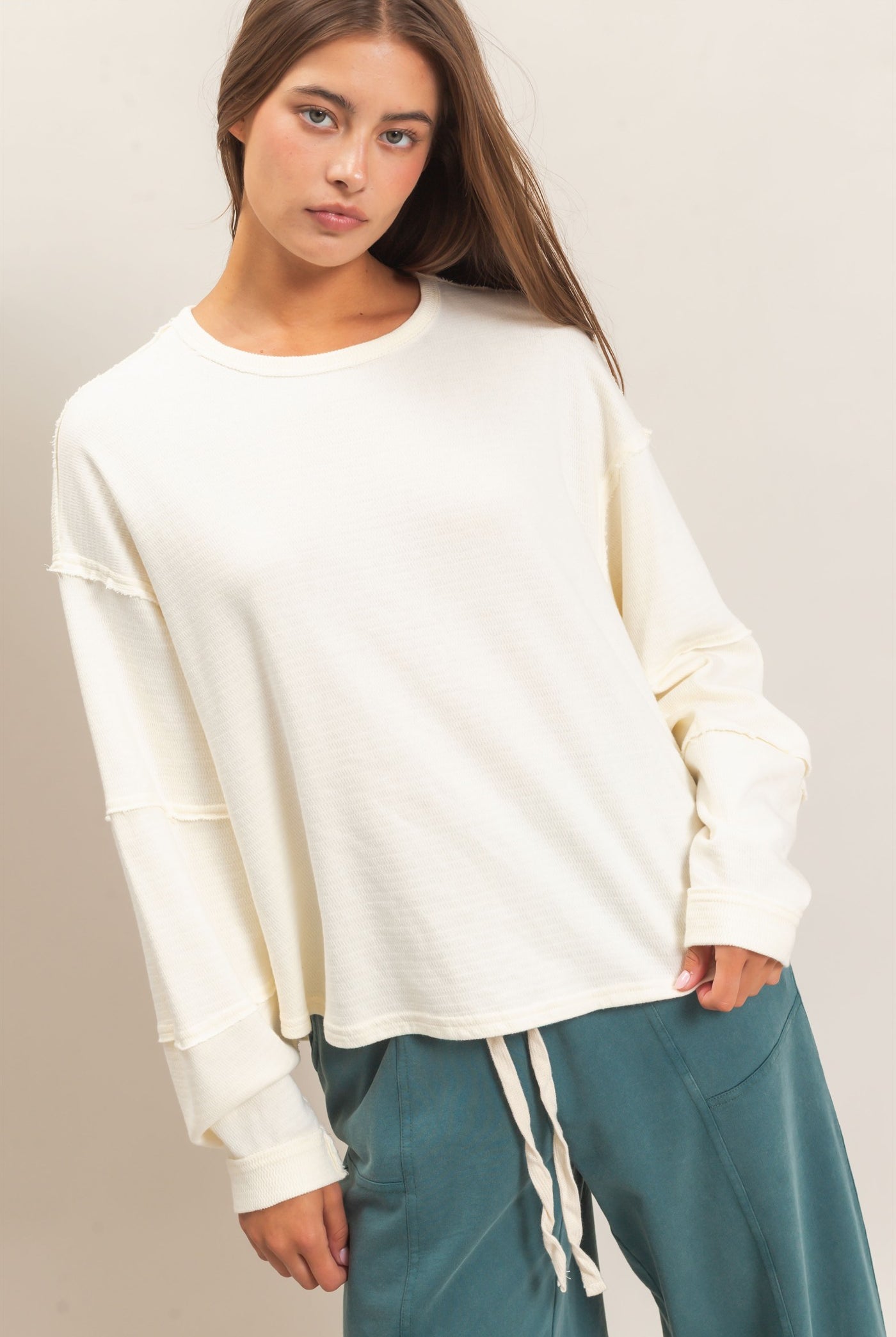 Wholesale Mineral Wash Overzised Raw Edge Crew Neck Top Clothing Tops DZ26E449 CREAM DOUBLE ZERO