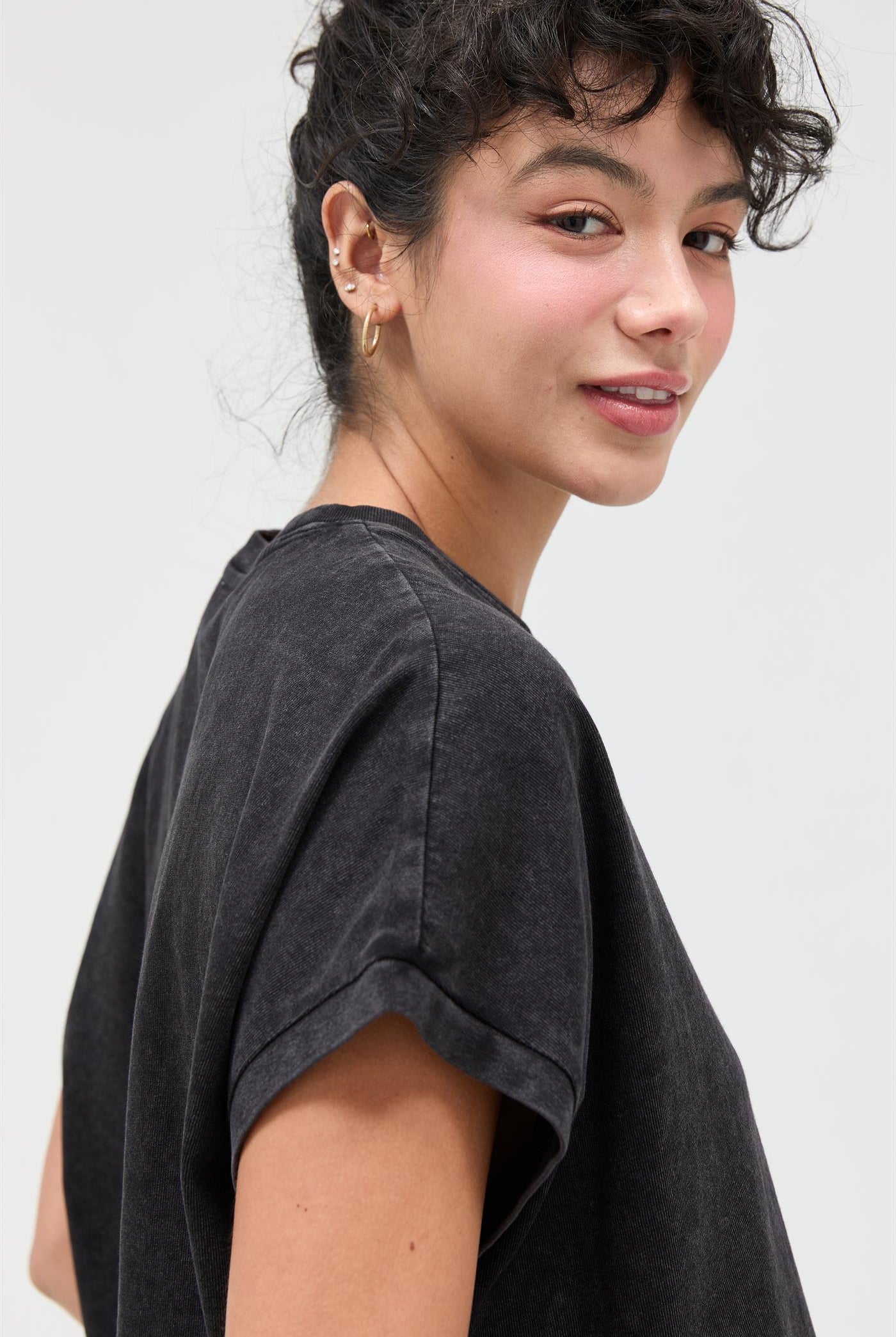 Wholesale Capped Sleeve Mineral Wash T-Shirt T-Shirts DZ26A033 BLACK DOUBLE ZERO