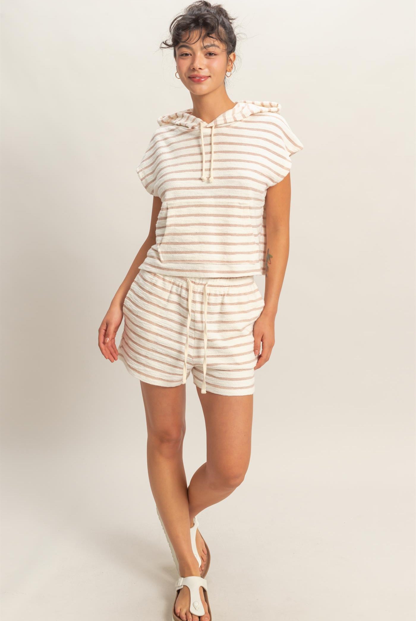 Wholesale Striped Hooded Top With Pocket Clothing Tops DZ26A755 TAUPE HYFVE