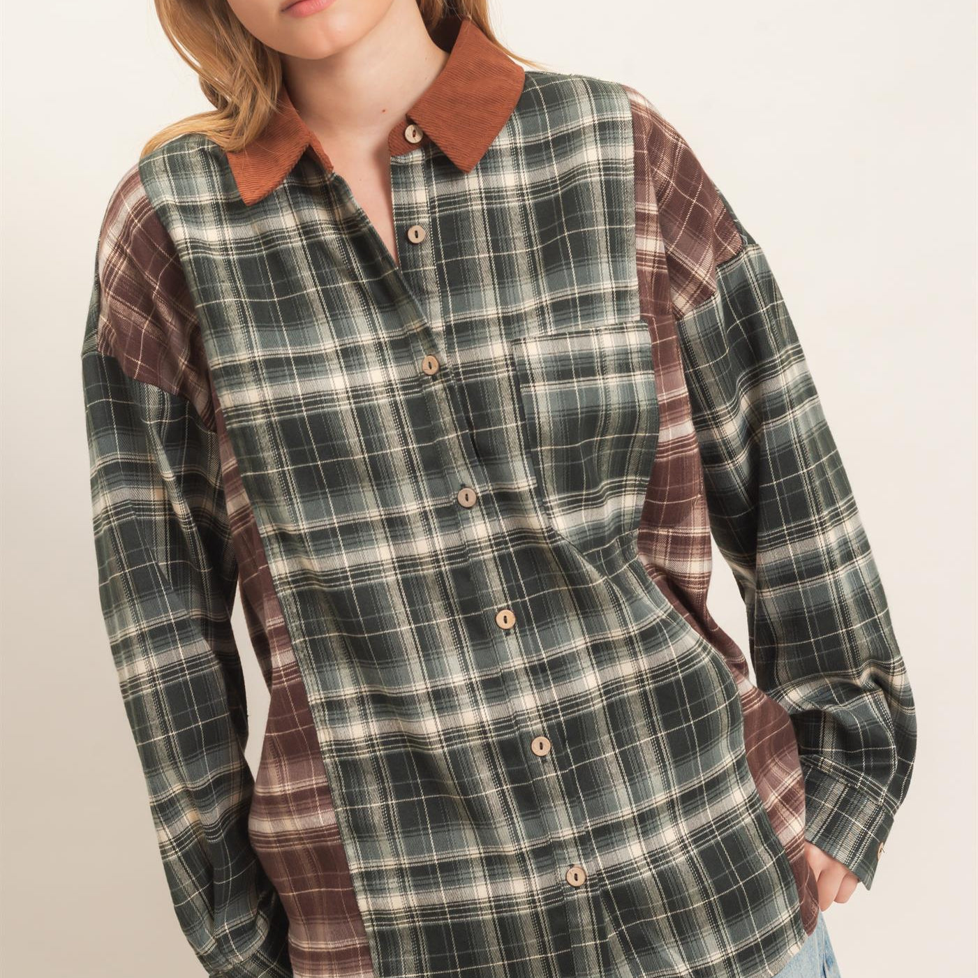 Wholesale Plaid Button-Up Shirt With Corduroy Collar Shirts HF26E157 GREEN HYFVE