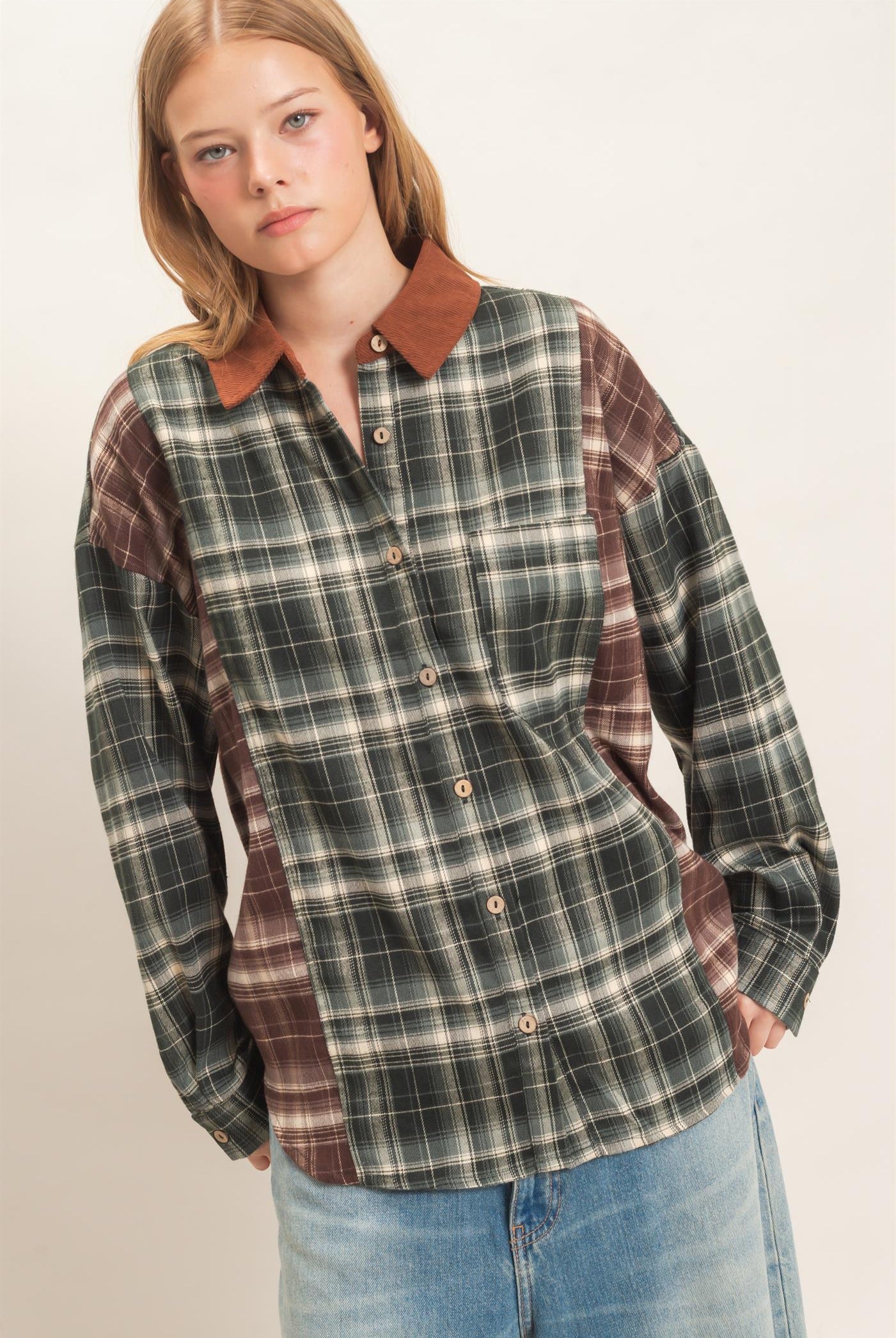 Wholesale Plaid Button-Up Shirt With Corduroy Collar Shirts HF26E157 GREEN HYFVE