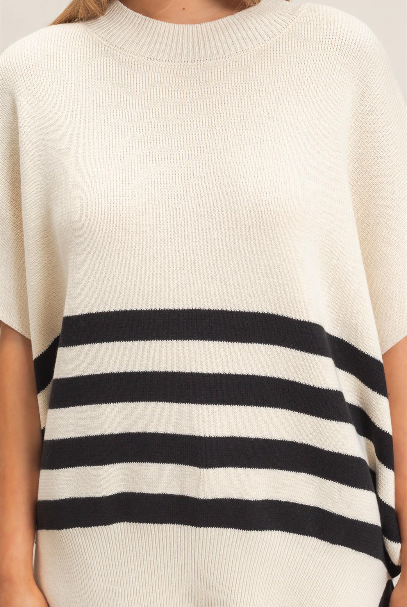 Wholesale Striped Ribbed Crew Neck Sweater Sweaters HF26E350-D CREAM HYFVE