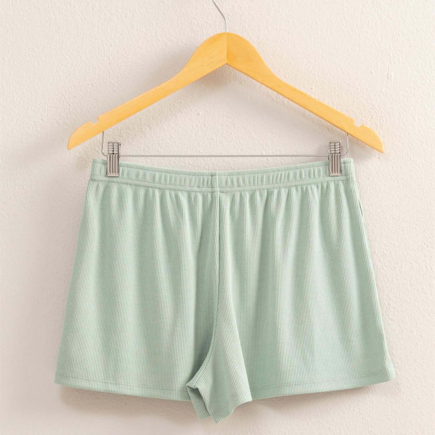 Wholesale High Waist Button Detail Flowy Shorts Shorts DZ25A934 SAGE GREEN DOUBLE ZERO