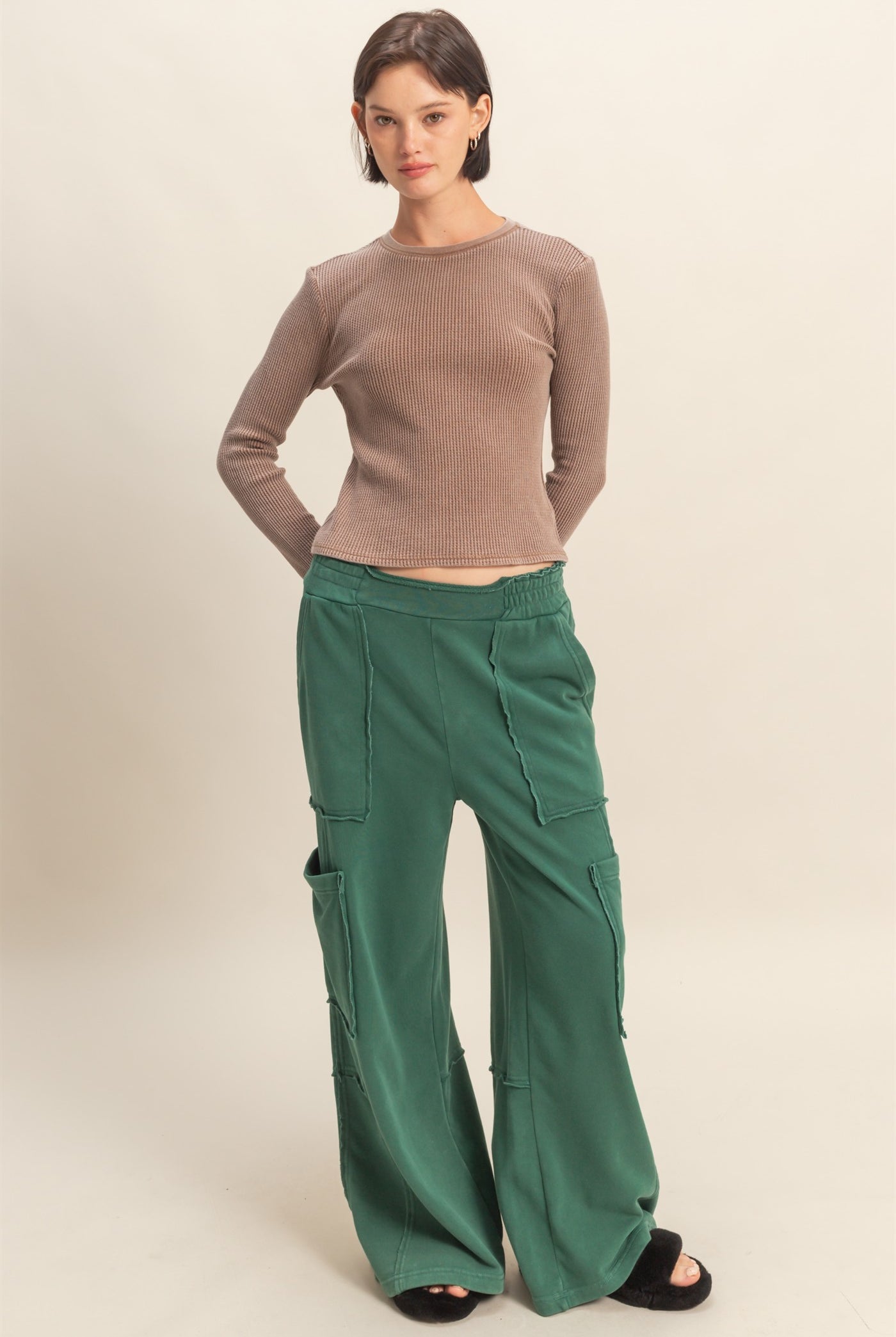 Wholesale Mineral Wash Oversized Utility Sweatpants Sweatpants DZ25C903 DARK GREEN DOUBLE ZERO