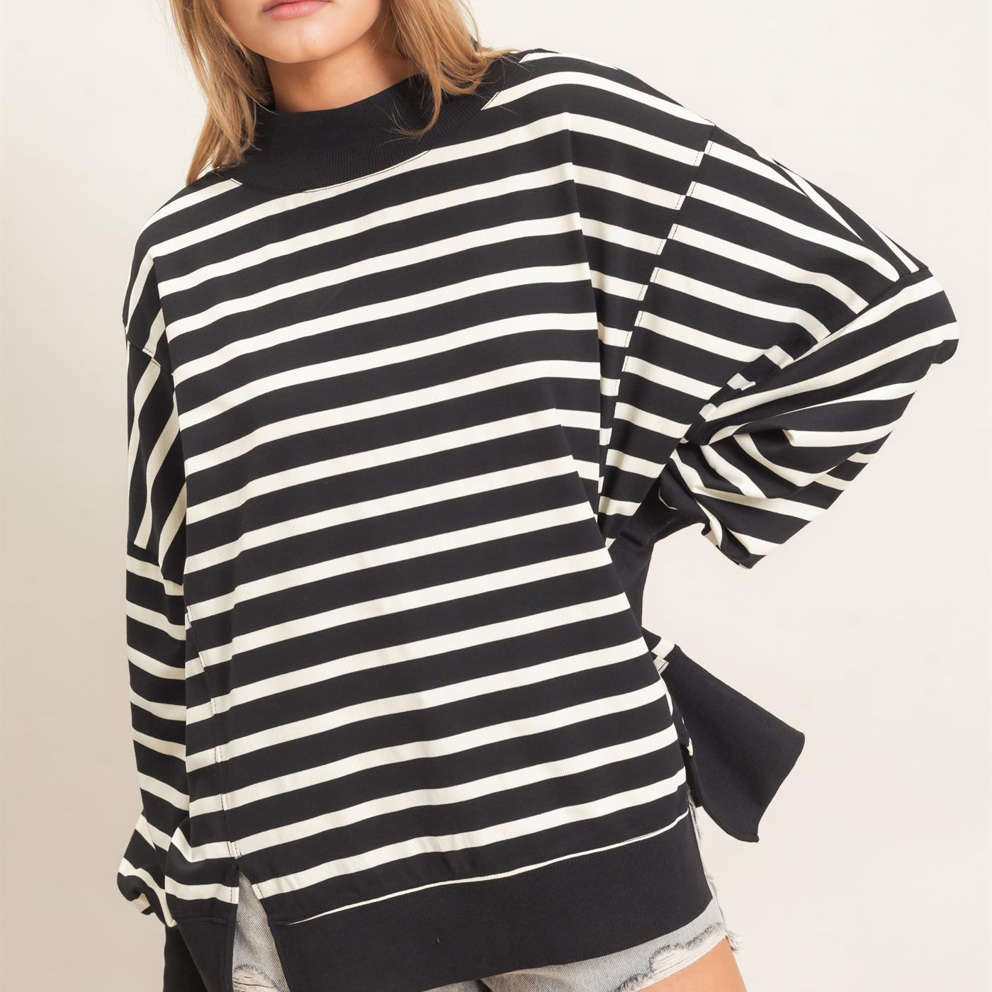 Wholesale Striped Mock Neck Sweatshirt Sweatshirts HF27A178-D BLACK/CREAM HYFVE