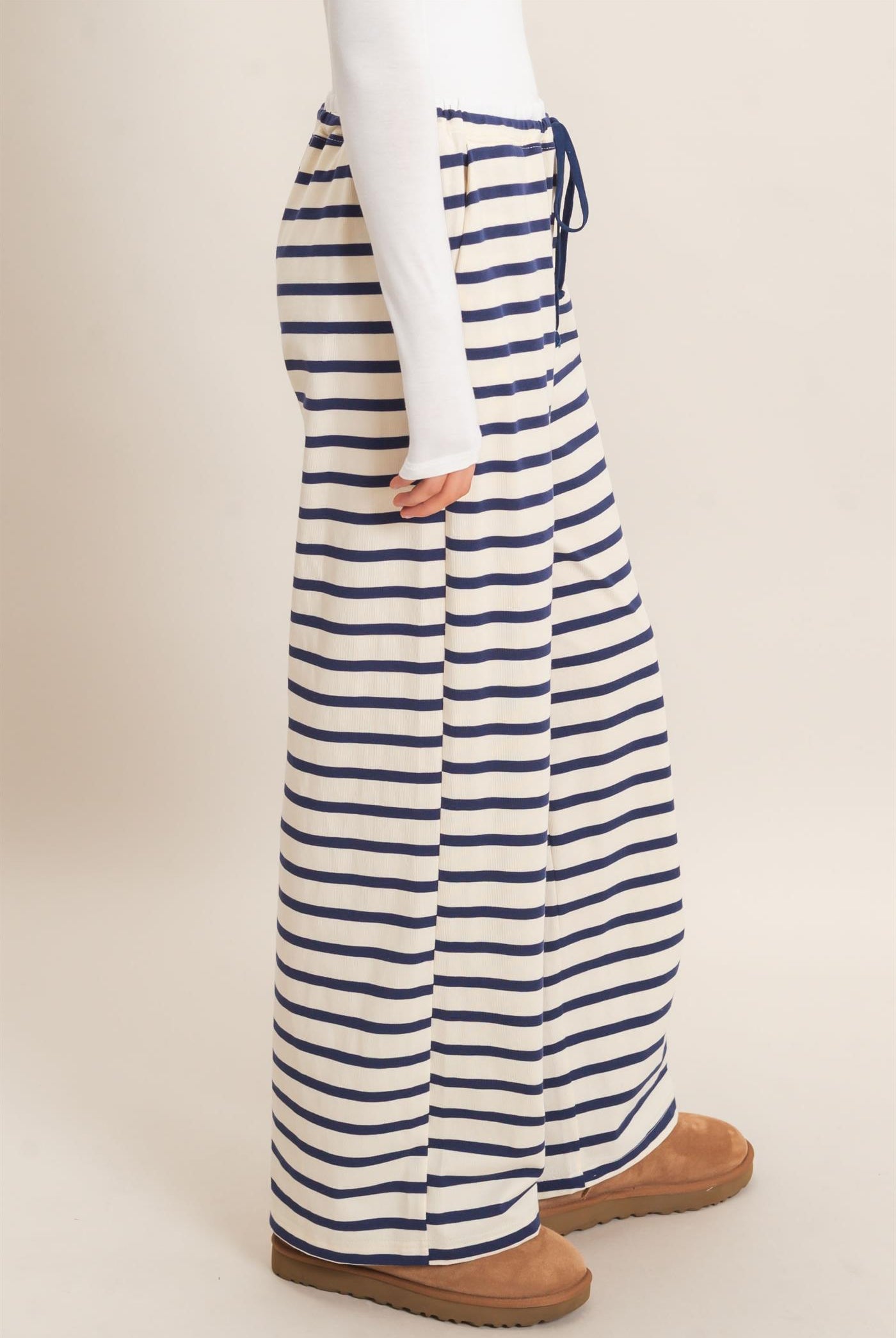 Wholesale Striped Wide-Leg Pants Pants HF26F229-D NAVY/CREAM HYFVE