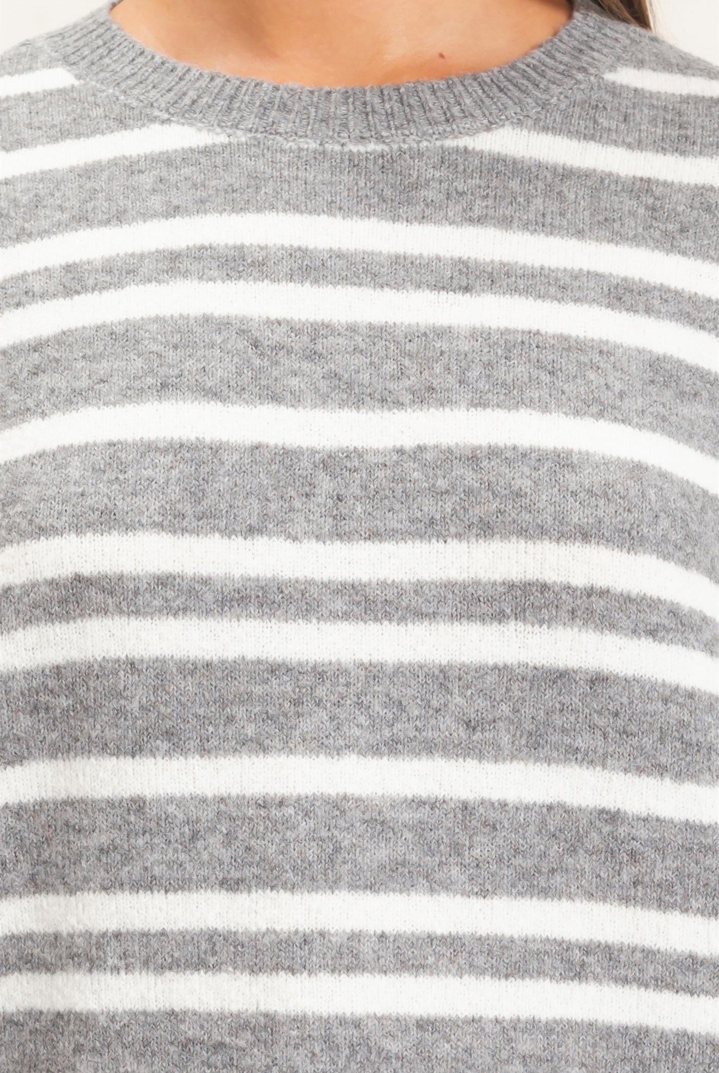 Wholesale Striped Crew Neck Sweater Sweaters DZ26E389 HEATHER GRAY DOUBLE ZERO