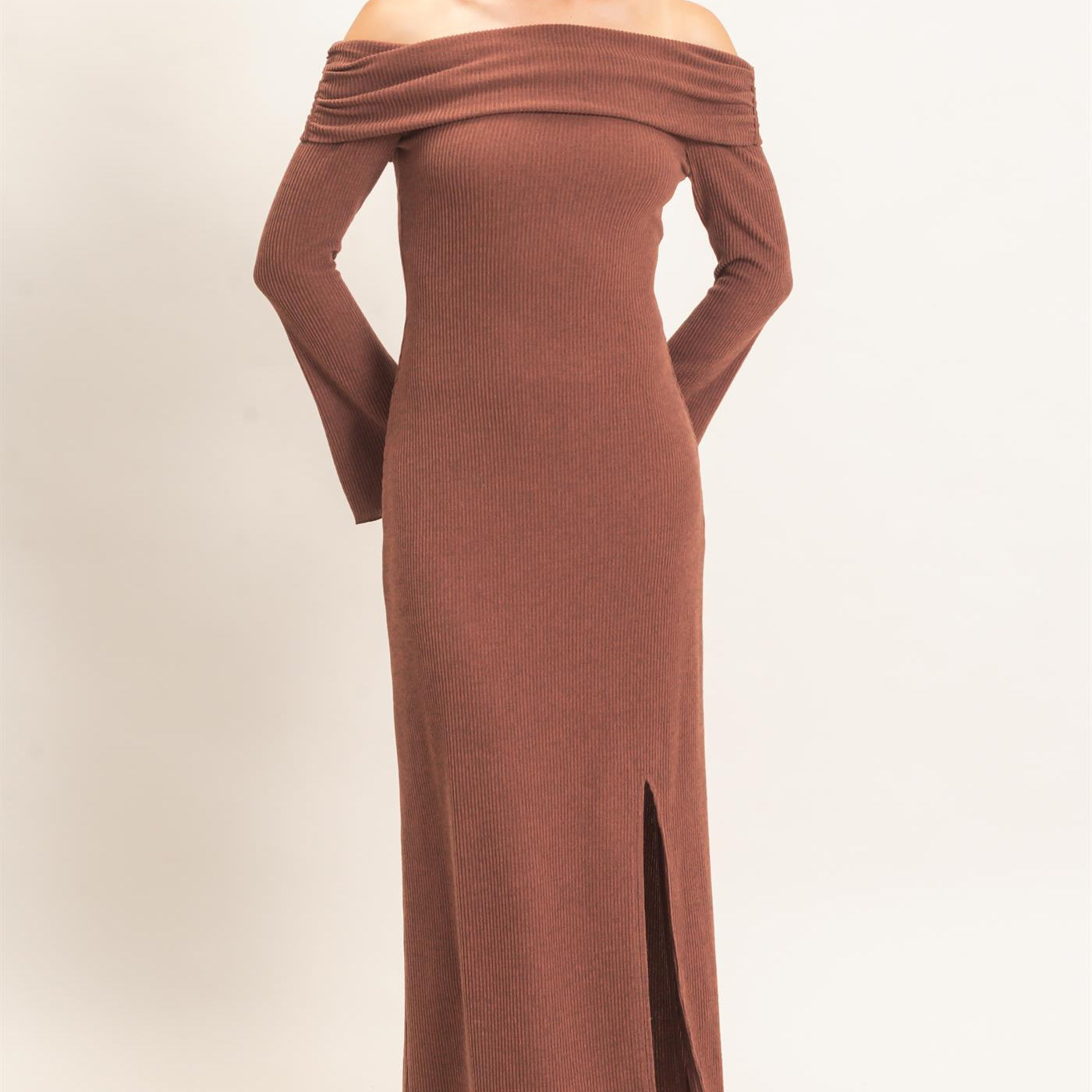 Wholesale Off-Shoulder Maxi Dress Dresses HF26F033 BROWN HYFVE