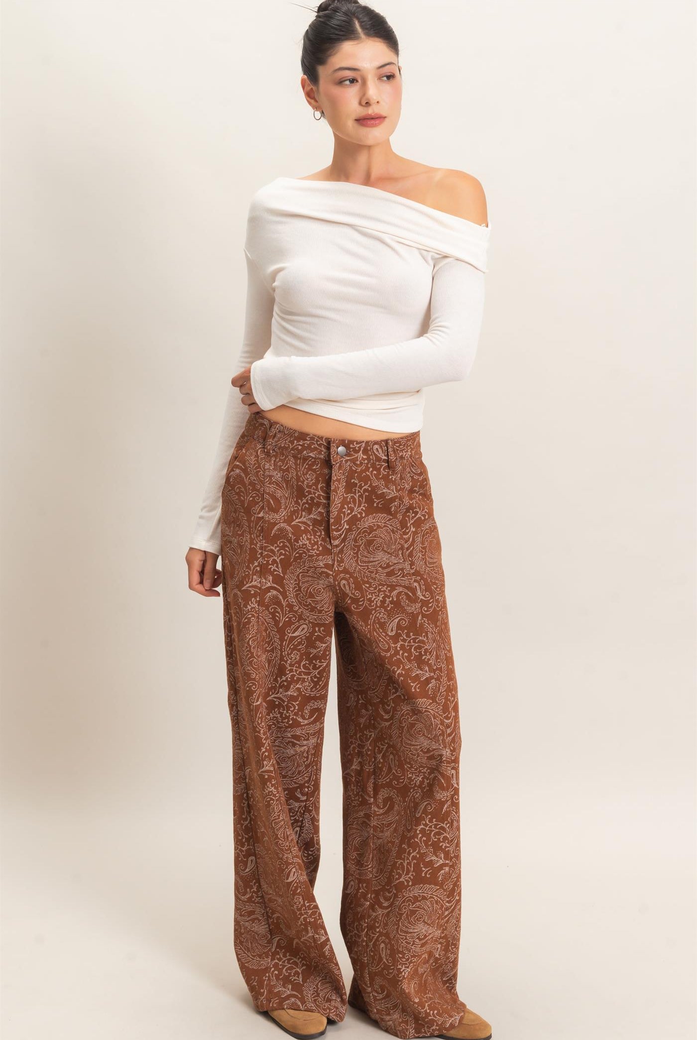 Wholesale Asymmetrical Off-Shoulder Top Clothing Tops HF26E377 CREAM HYFVE