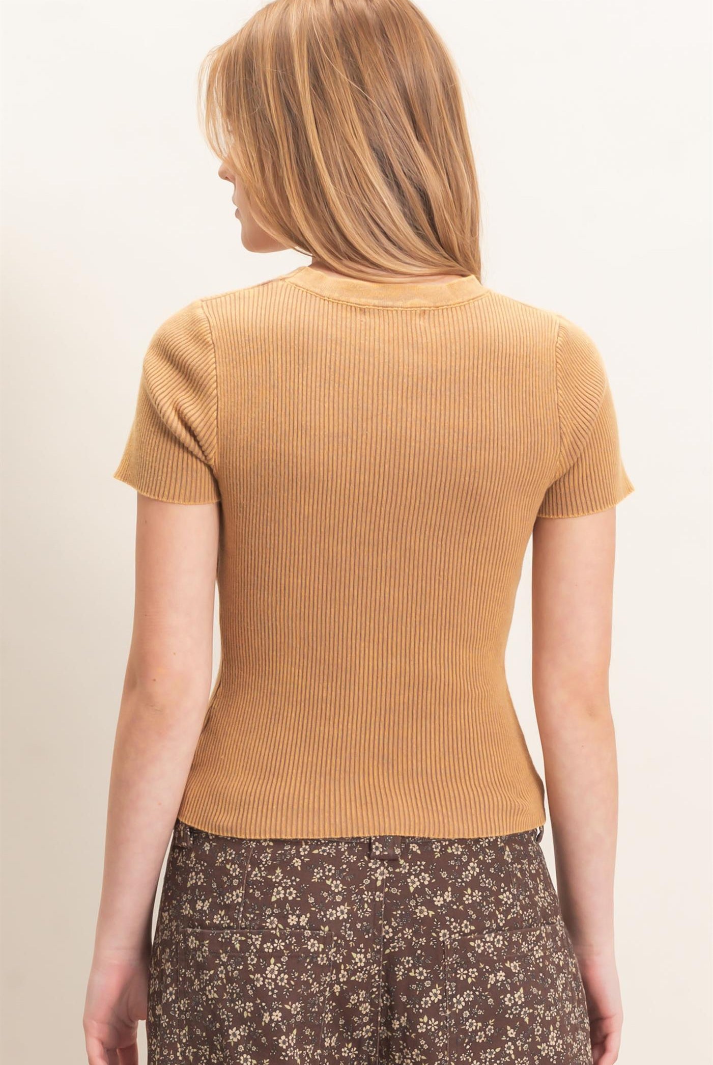 Wholesale Ribbed Crew Neck Top Clothing Tops HF26E473 WARM TAUPE HYFVE