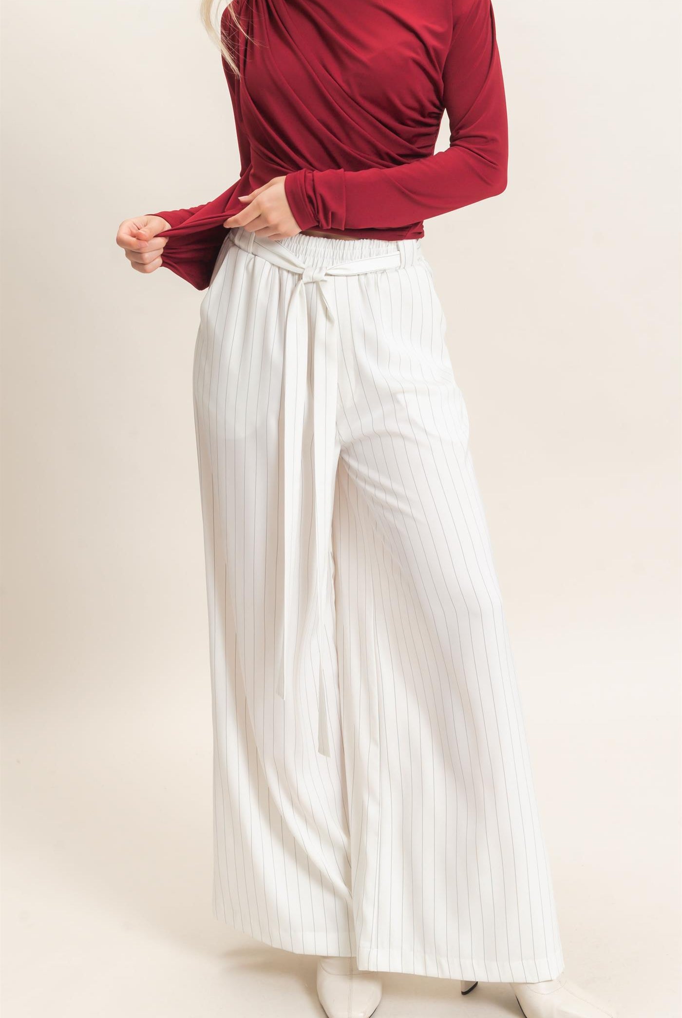 Wholesale Pinstripe Wide-Leg Pants Pants HF25F030 WHITE HYFVE