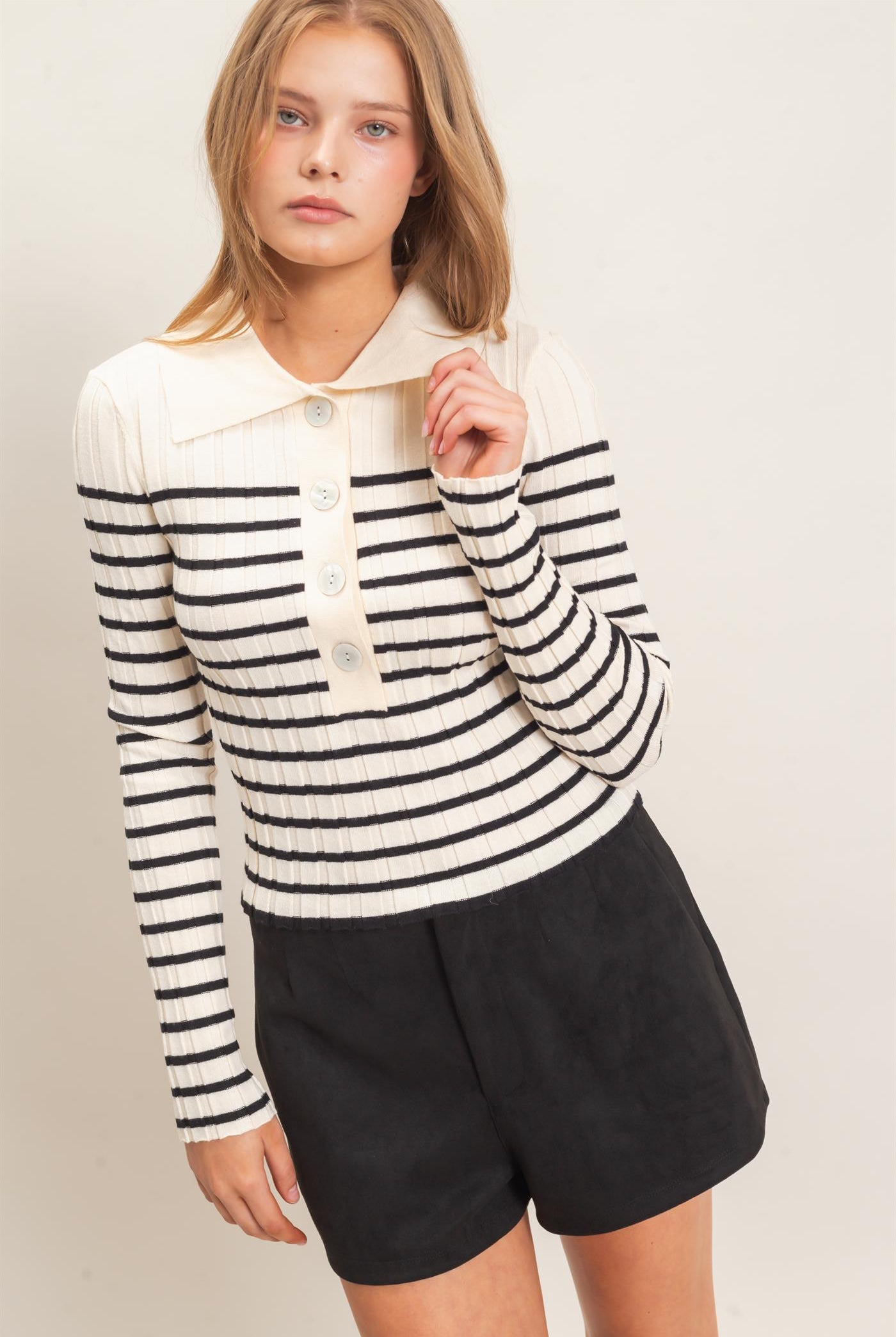 Wholesale Ribbed Collared Sweater Sweaters HF26E534 CREAM HYFVE