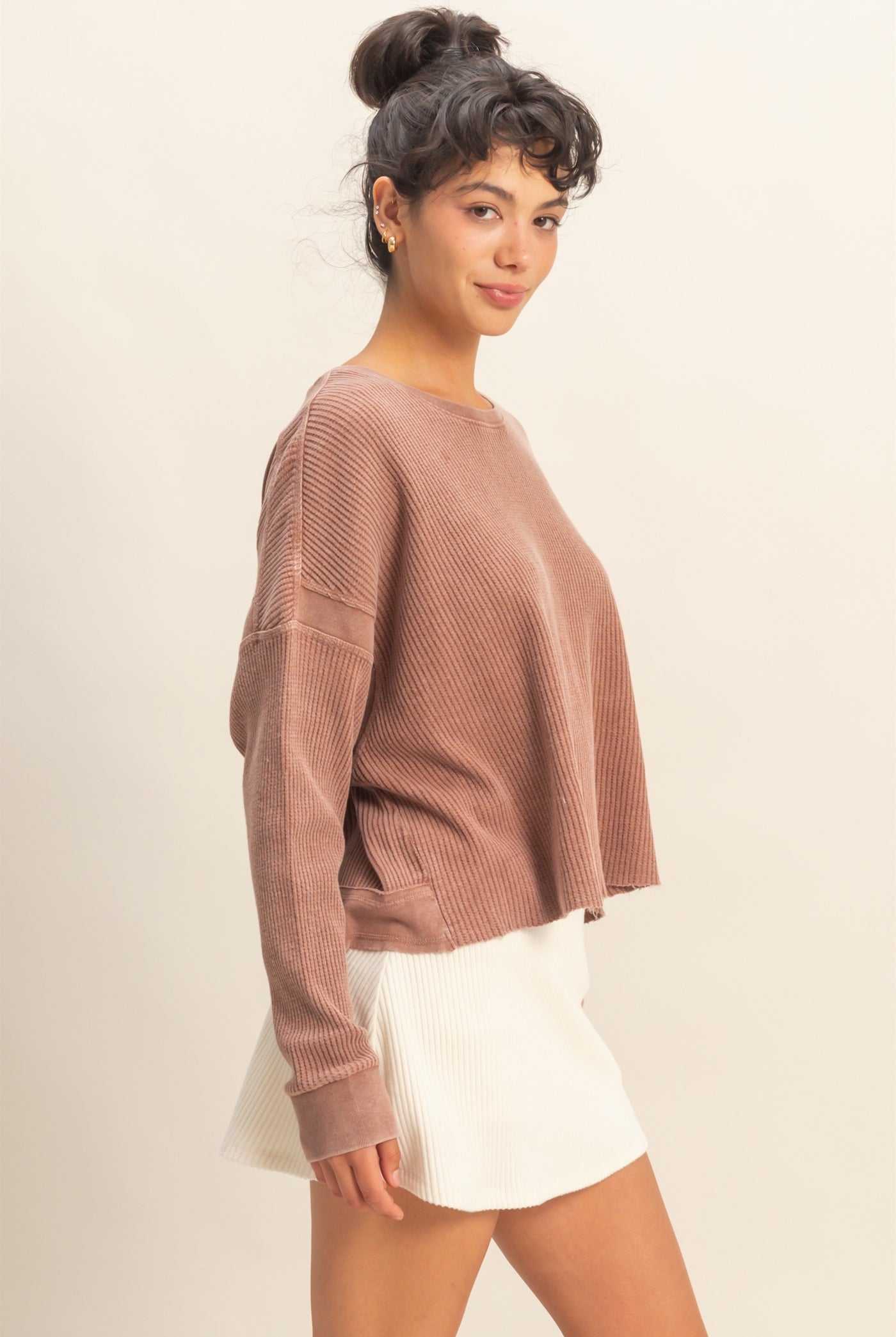 Wholesale Open Back Textured Knit Long Sleeve Top Clothing Tops DZ26A626 CHESTNUT DOUBLE ZERO