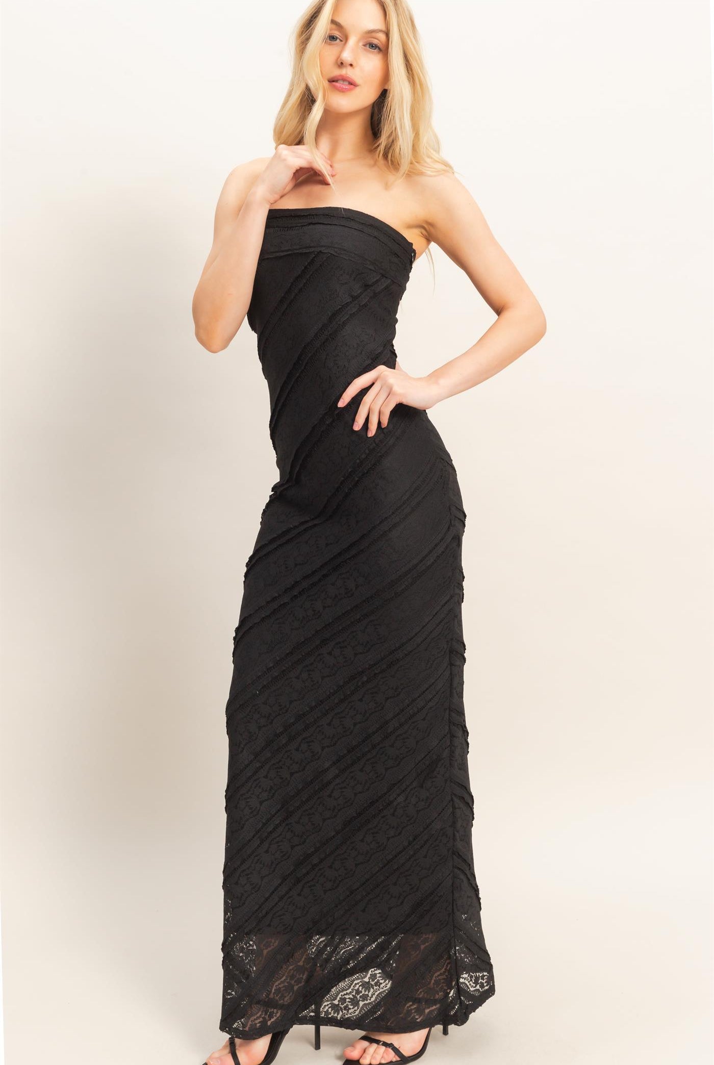 Wholesale Strapless Ruched Maxi Dress Dresses HF26A105 BLACK HYFVE