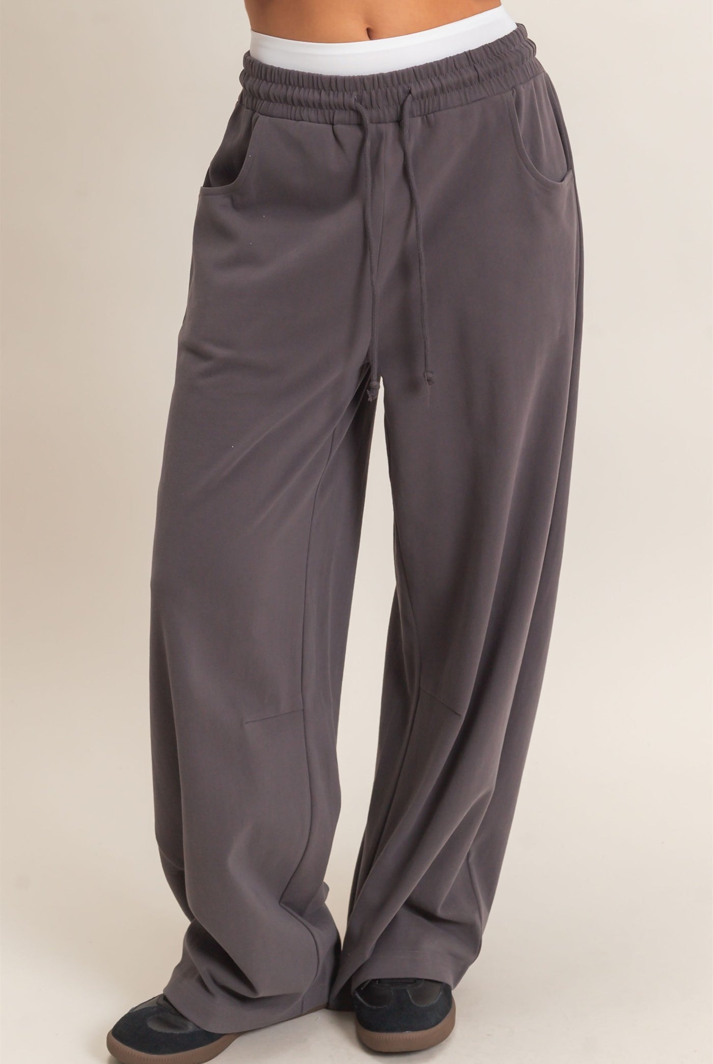 Wholesale Washed Barrel Sweatpants Pants DZ26E379 CHARCOAL DOUBLE ZERO