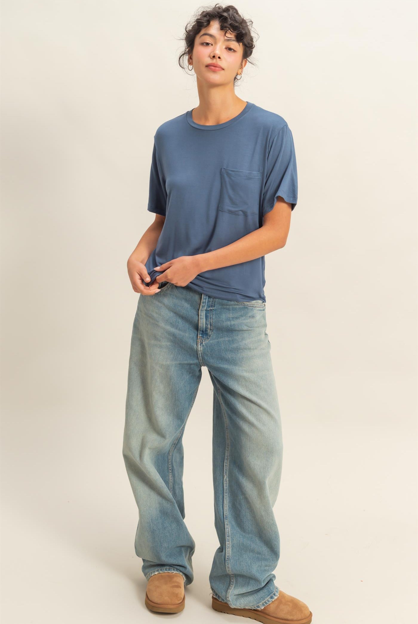 Wholesale Classic Crew Neck Short Sleeve Pocket Top T-Shirts DZ25C922 DUSTY NAVY DOUBLE ZERO