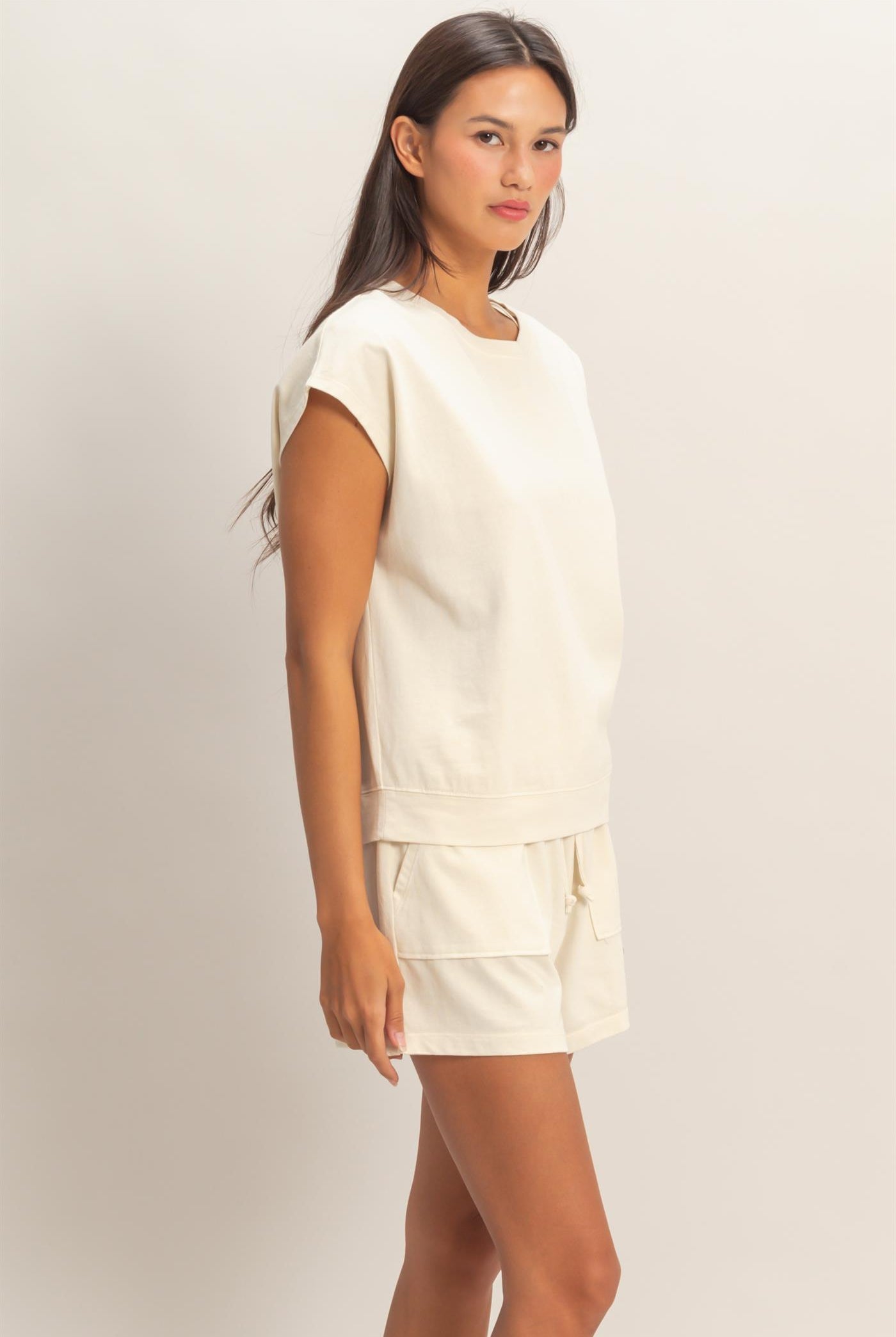 Wholesale Sleeveless Crew Neck Top and Shorts Set Clothing DZ26A028-SET ALPACA DOUBLE ZERO