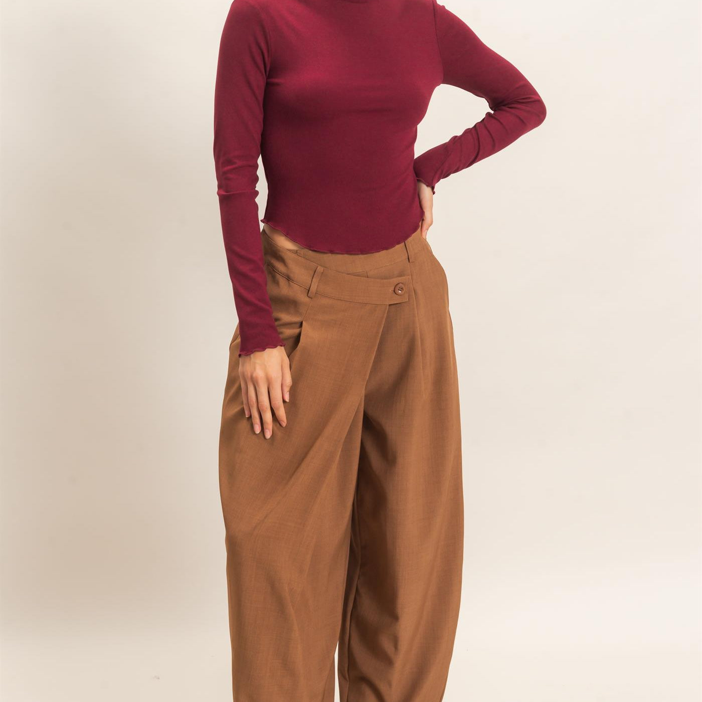 Wholesale Asymmetrical Overlap Pleated Pant Pants HF26C885 BROWN HYFVE